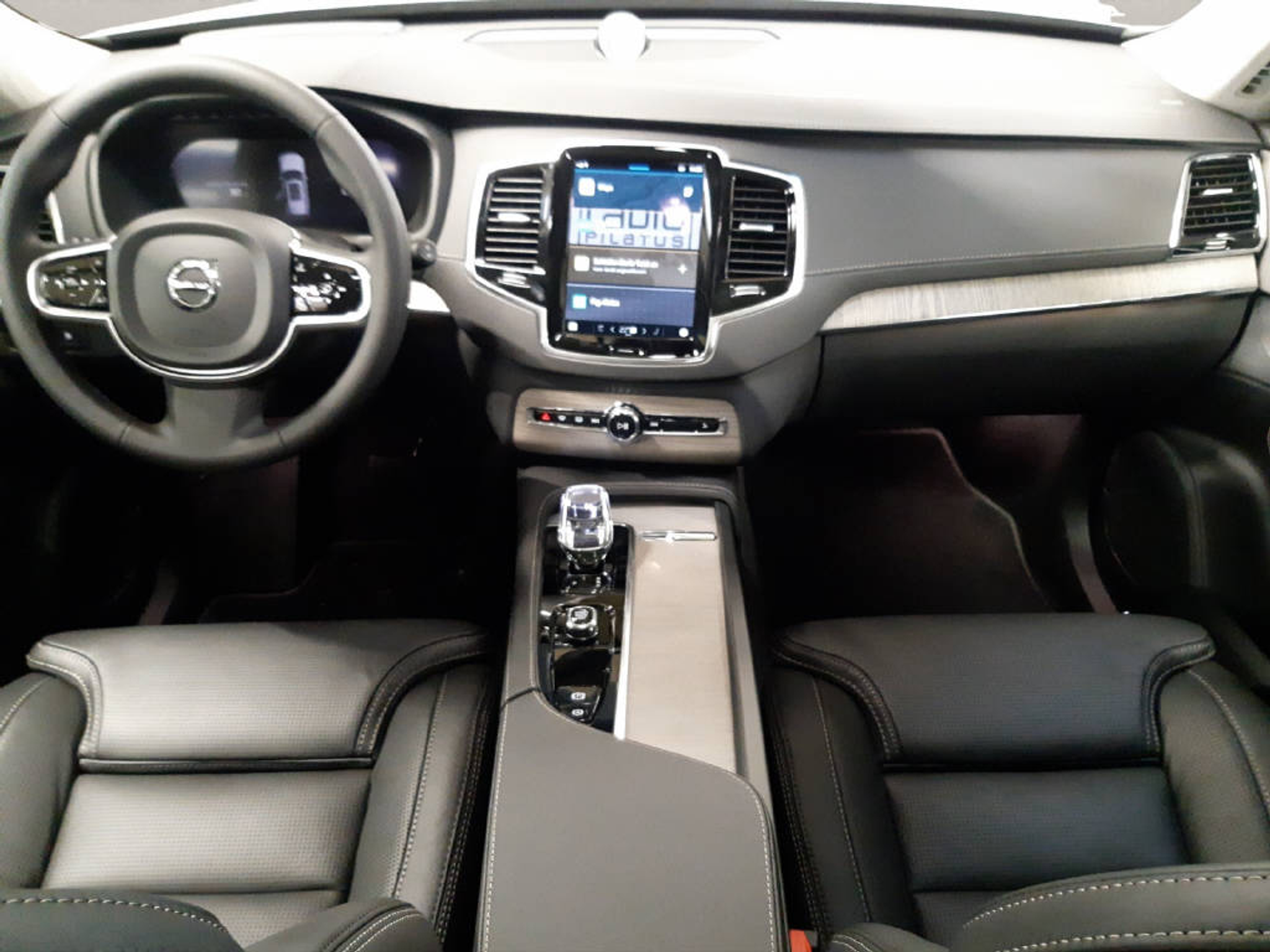 listing desktop thumbnail image 15