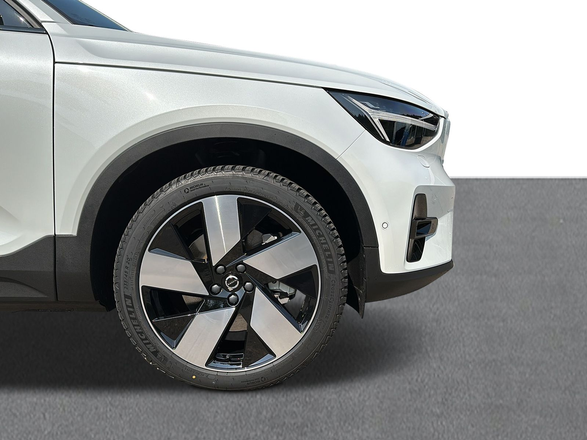 listing desktop thumbnail image 11