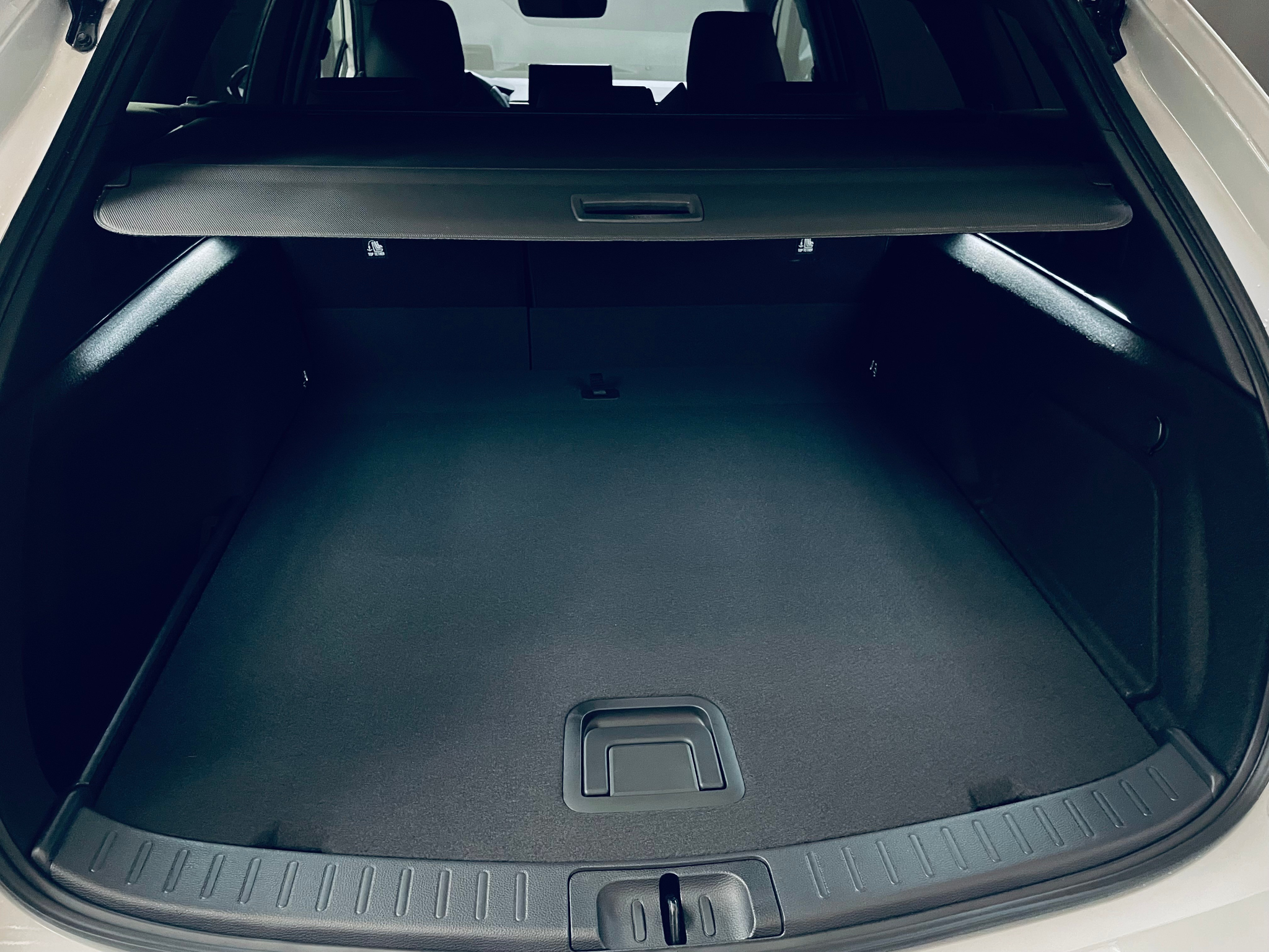 listing desktop thumbnail image 14