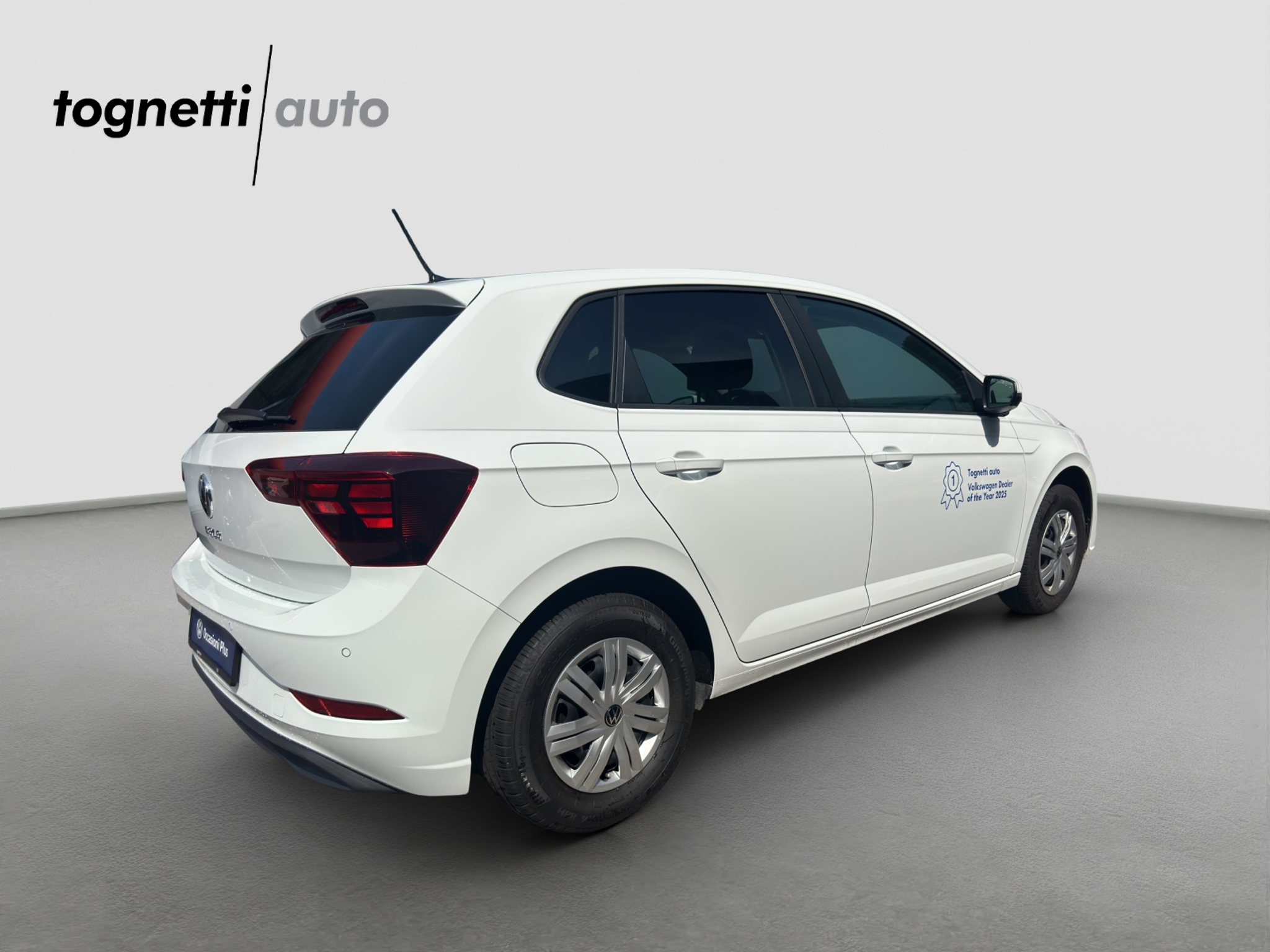 listing desktop thumbnail image 3