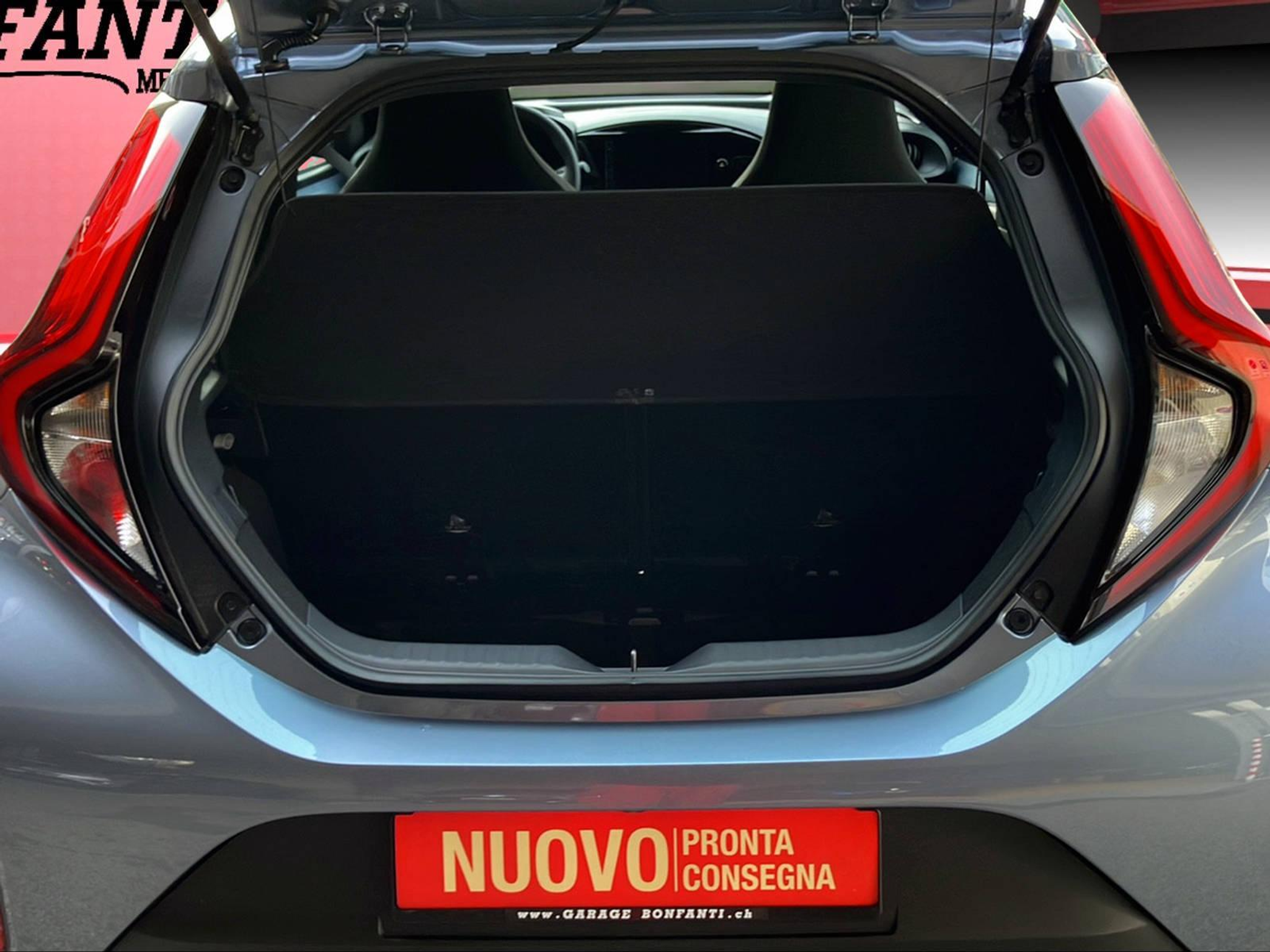 listing desktop thumbnail image 9