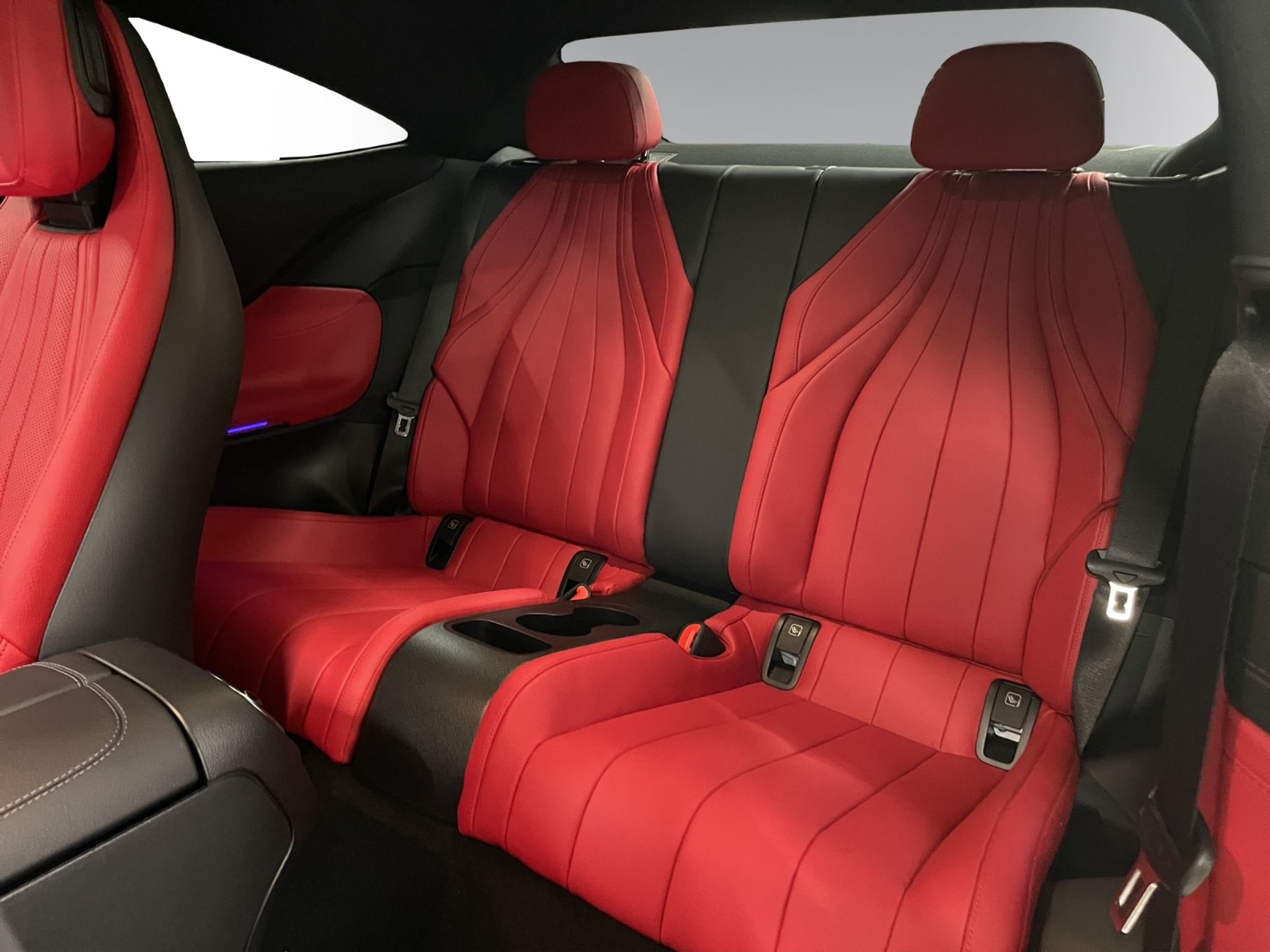 listing desktop thumbnail image 8