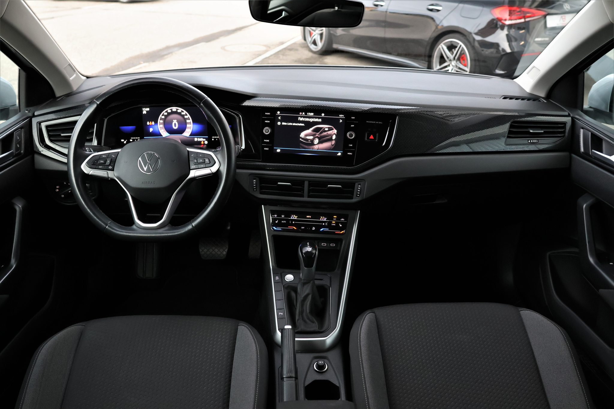 listing desktop thumbnail image 13