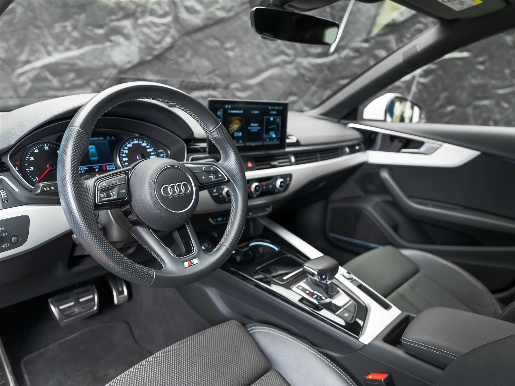 listing desktop thumbnail image 15