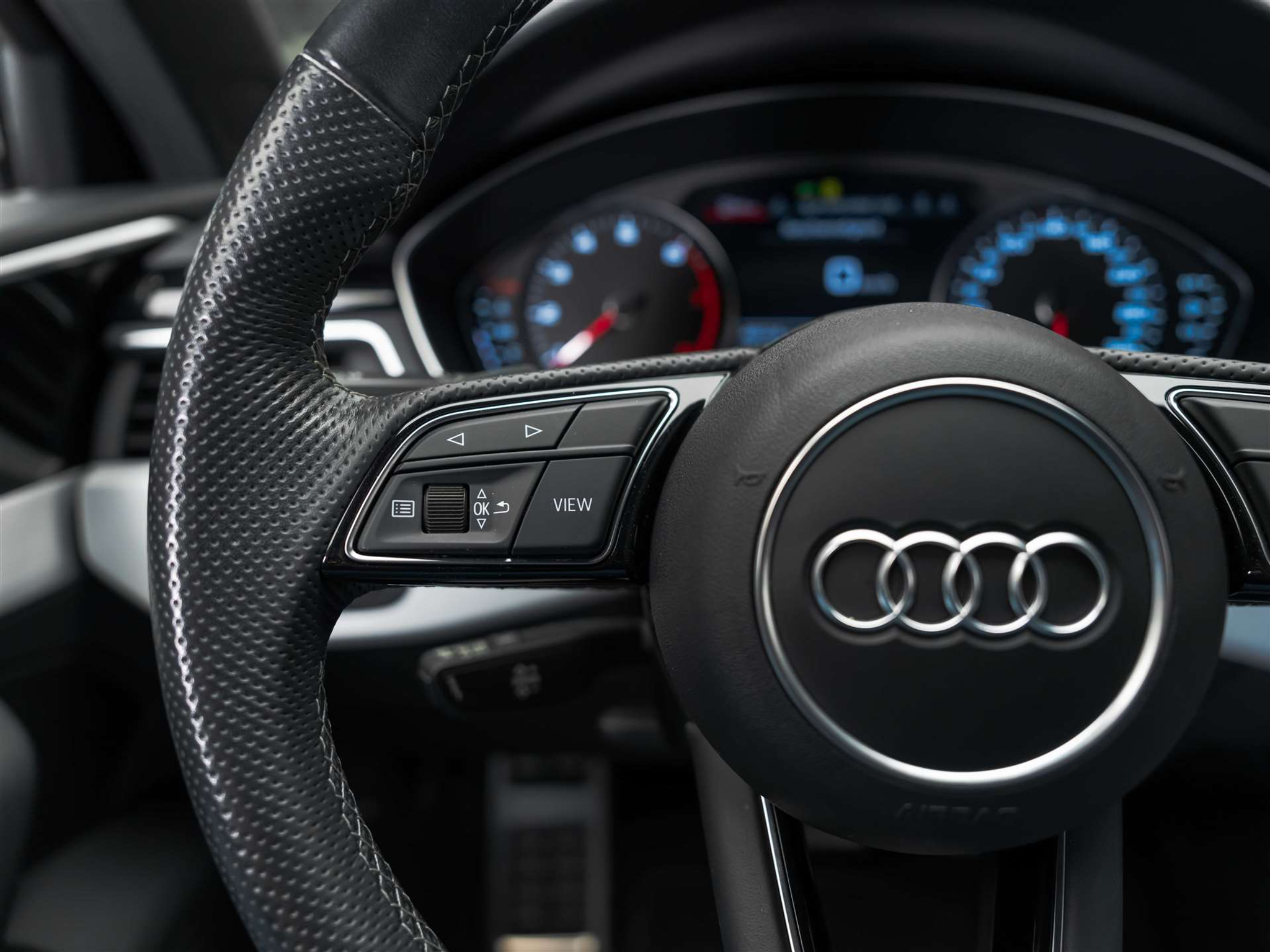 listing desktop thumbnail image 30