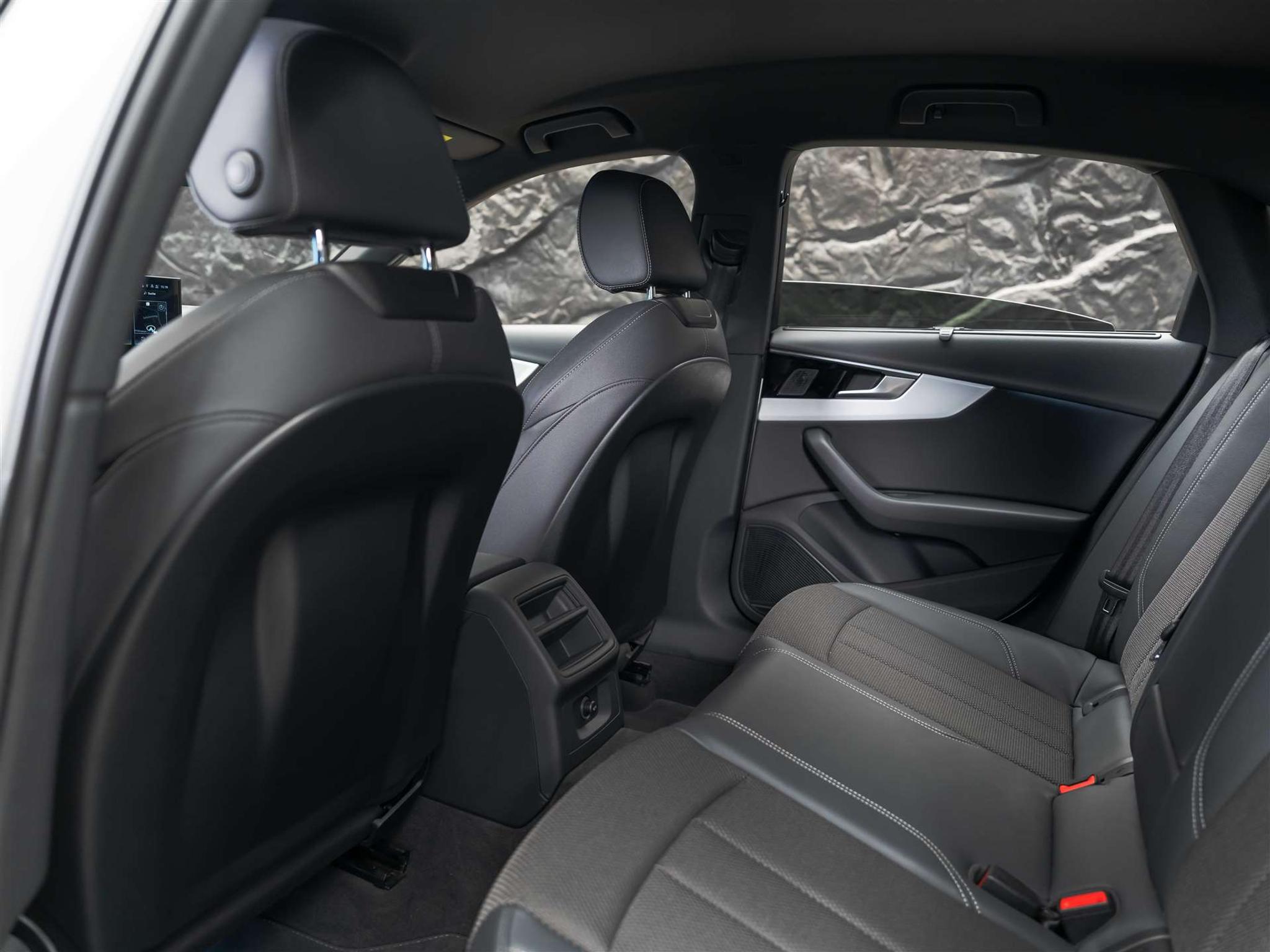 listing desktop thumbnail image 20