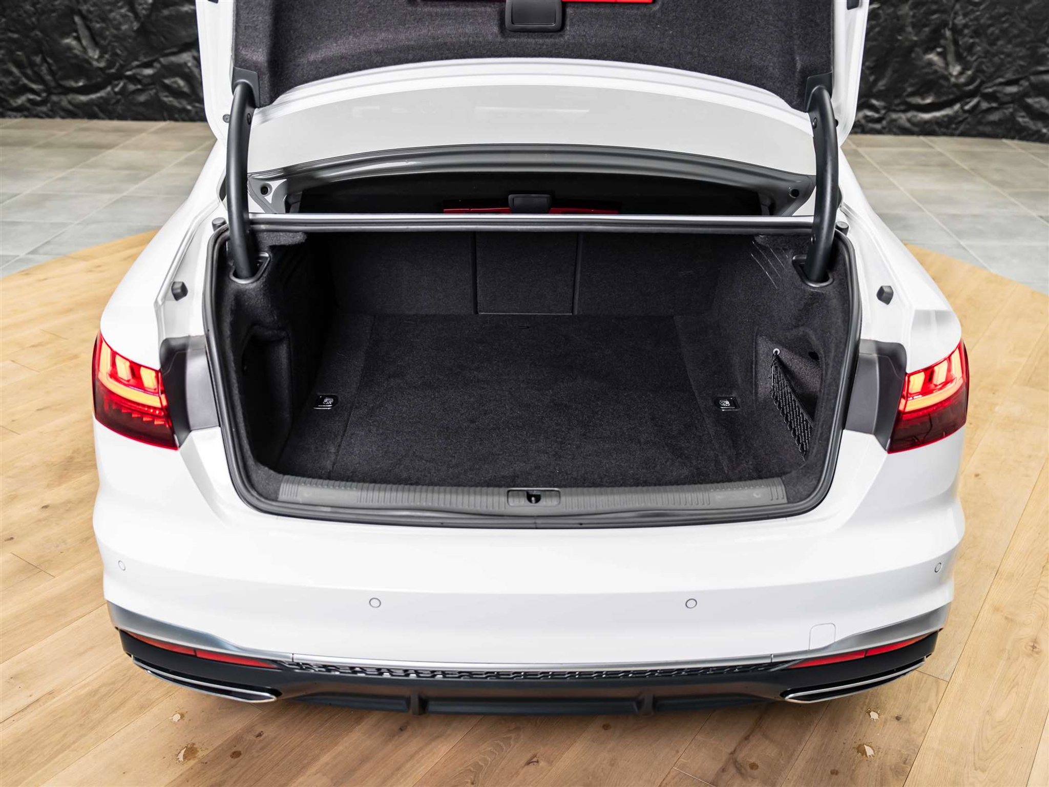 listing desktop thumbnail image 41