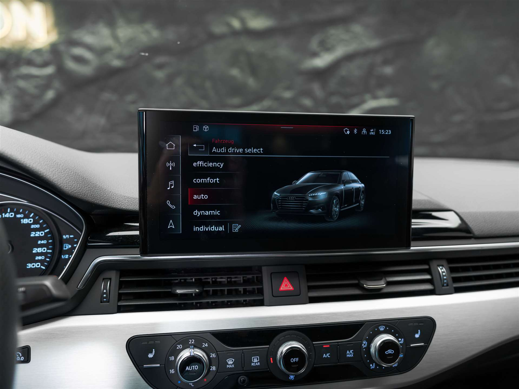 listing desktop thumbnail image 36