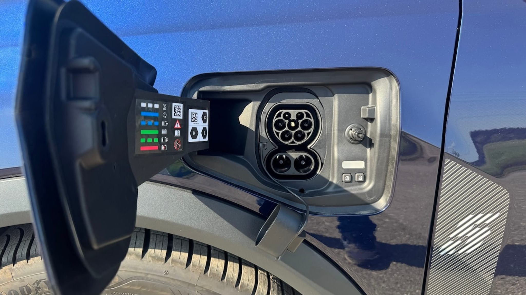 listing desktop thumbnail image 9