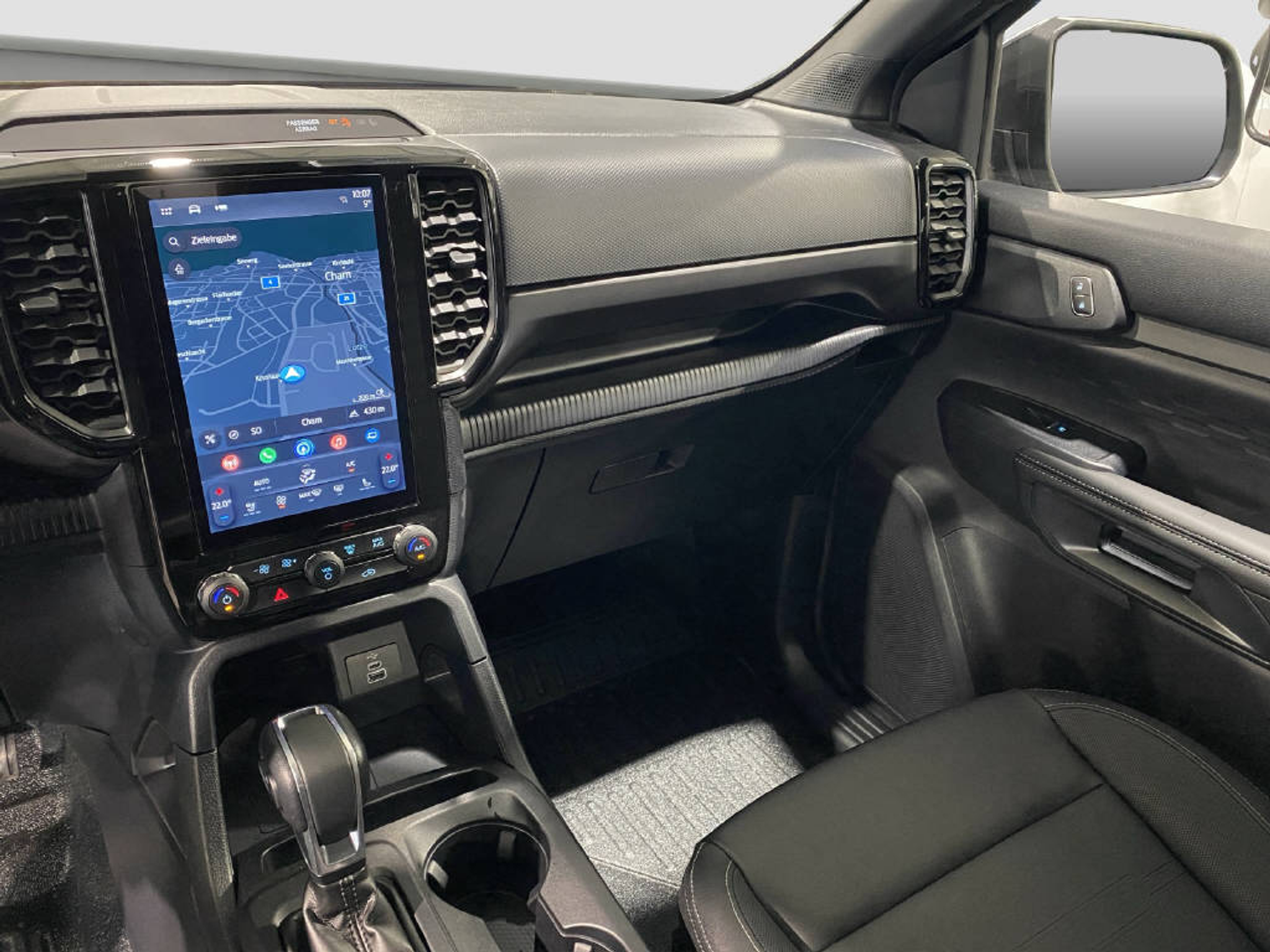 listing desktop thumbnail image 10