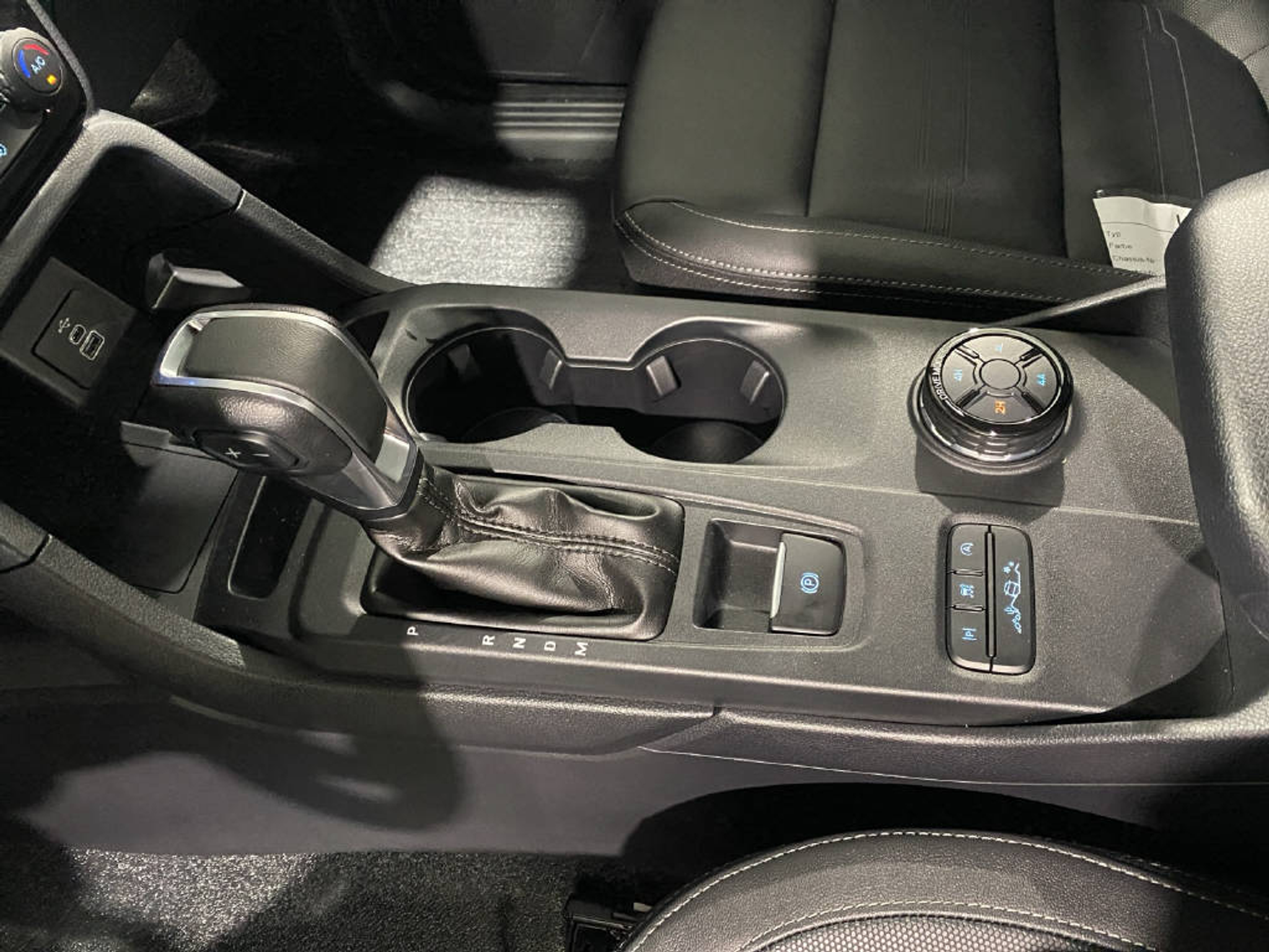 listing desktop thumbnail image 12