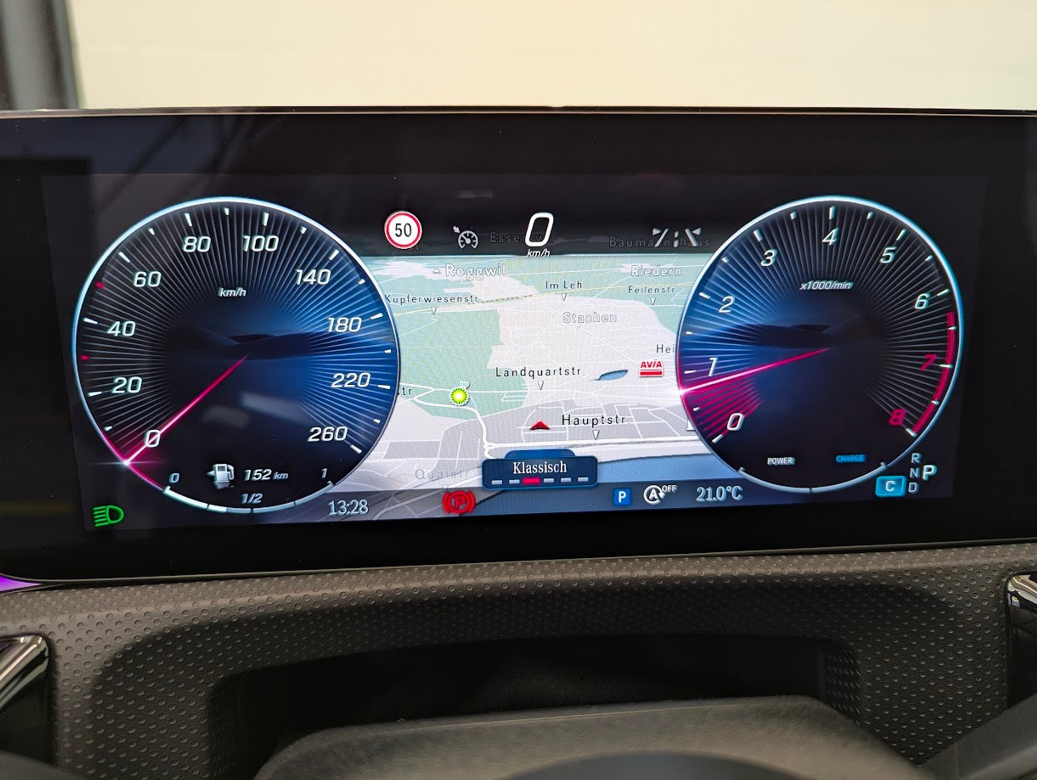 listing desktop thumbnail image 9