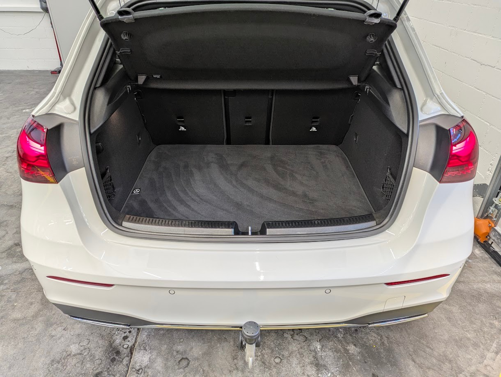 listing desktop thumbnail image 30