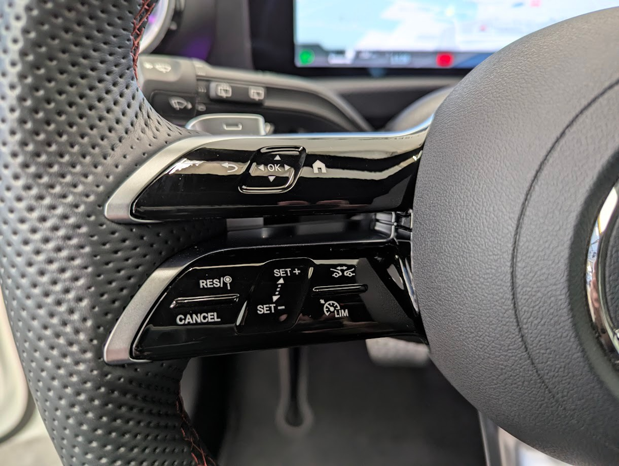 listing desktop thumbnail image 7