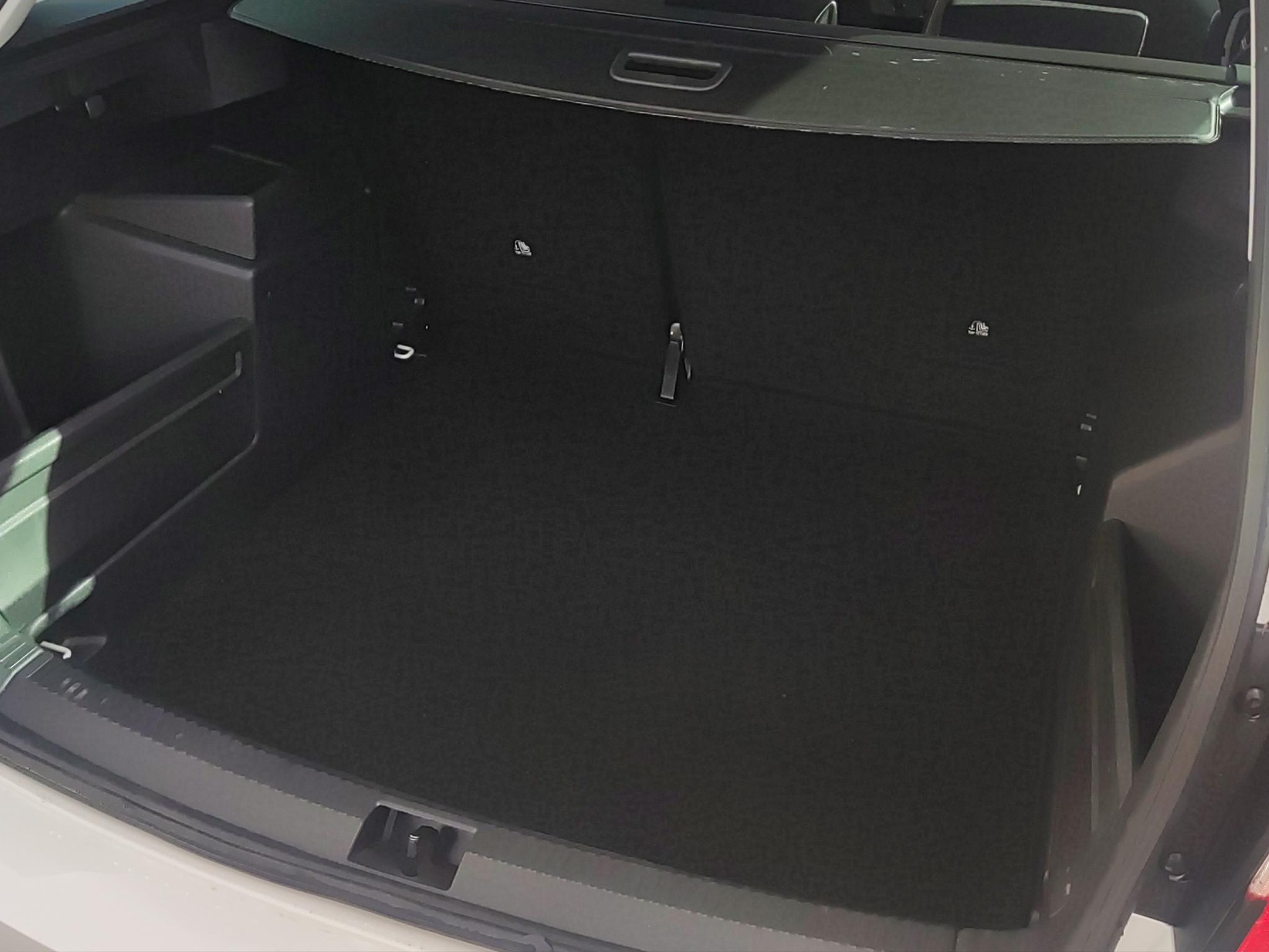 listing desktop thumbnail image 13