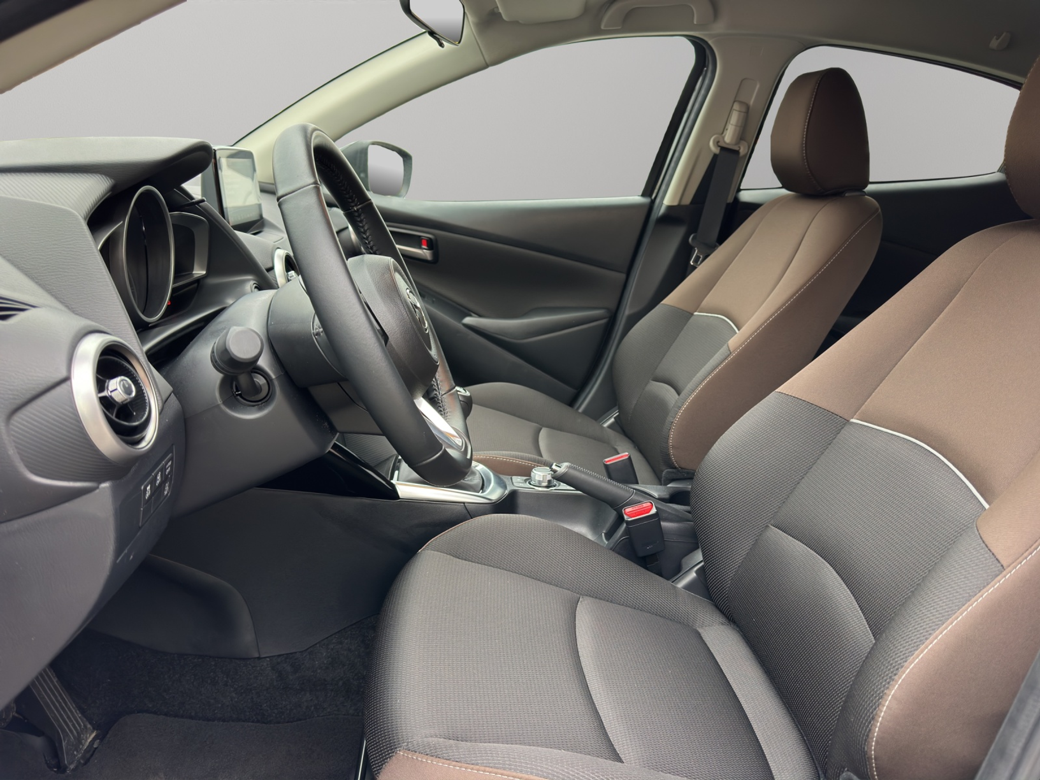 listing desktop thumbnail image 8