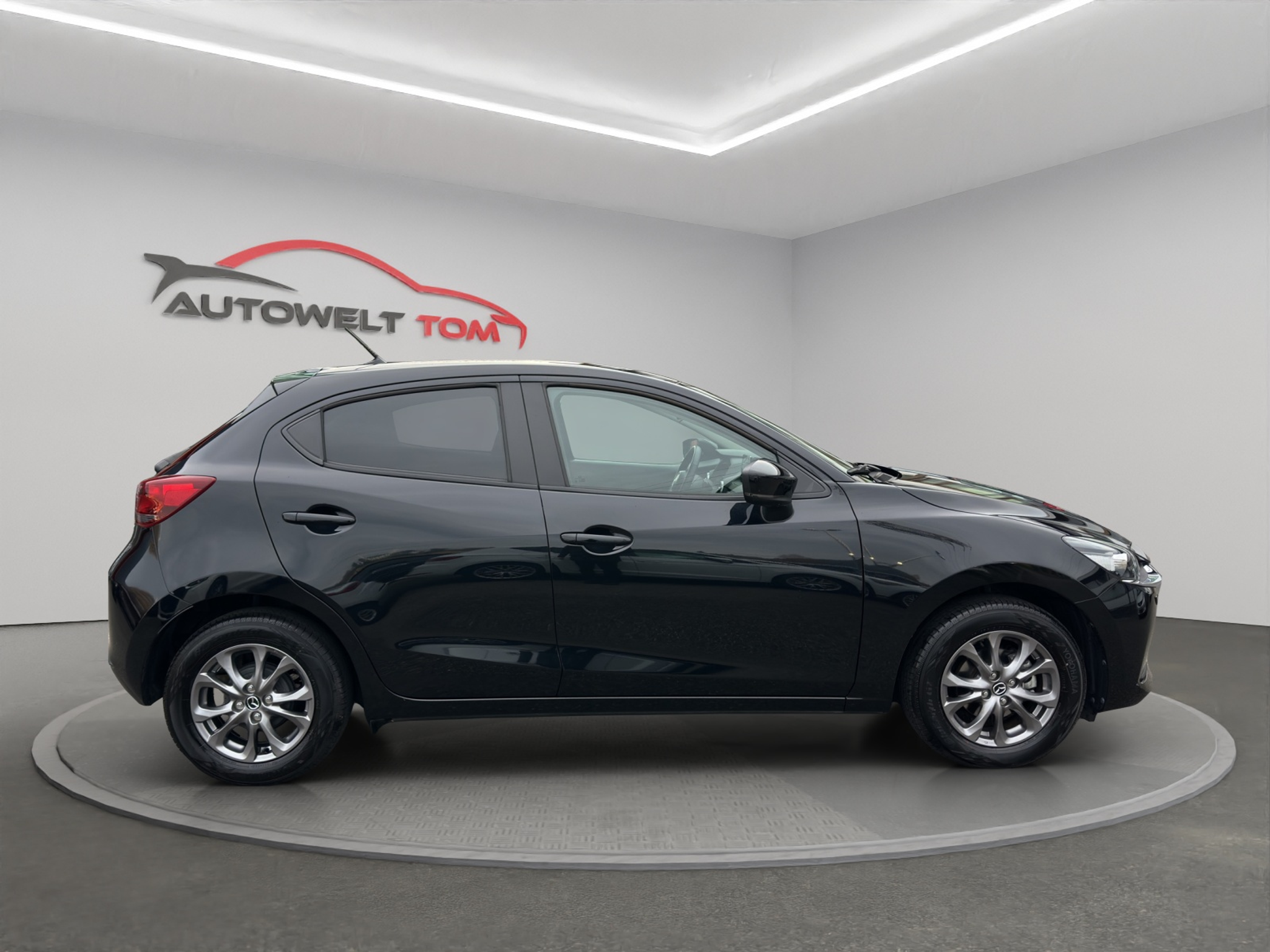 listing desktop thumbnail image 5