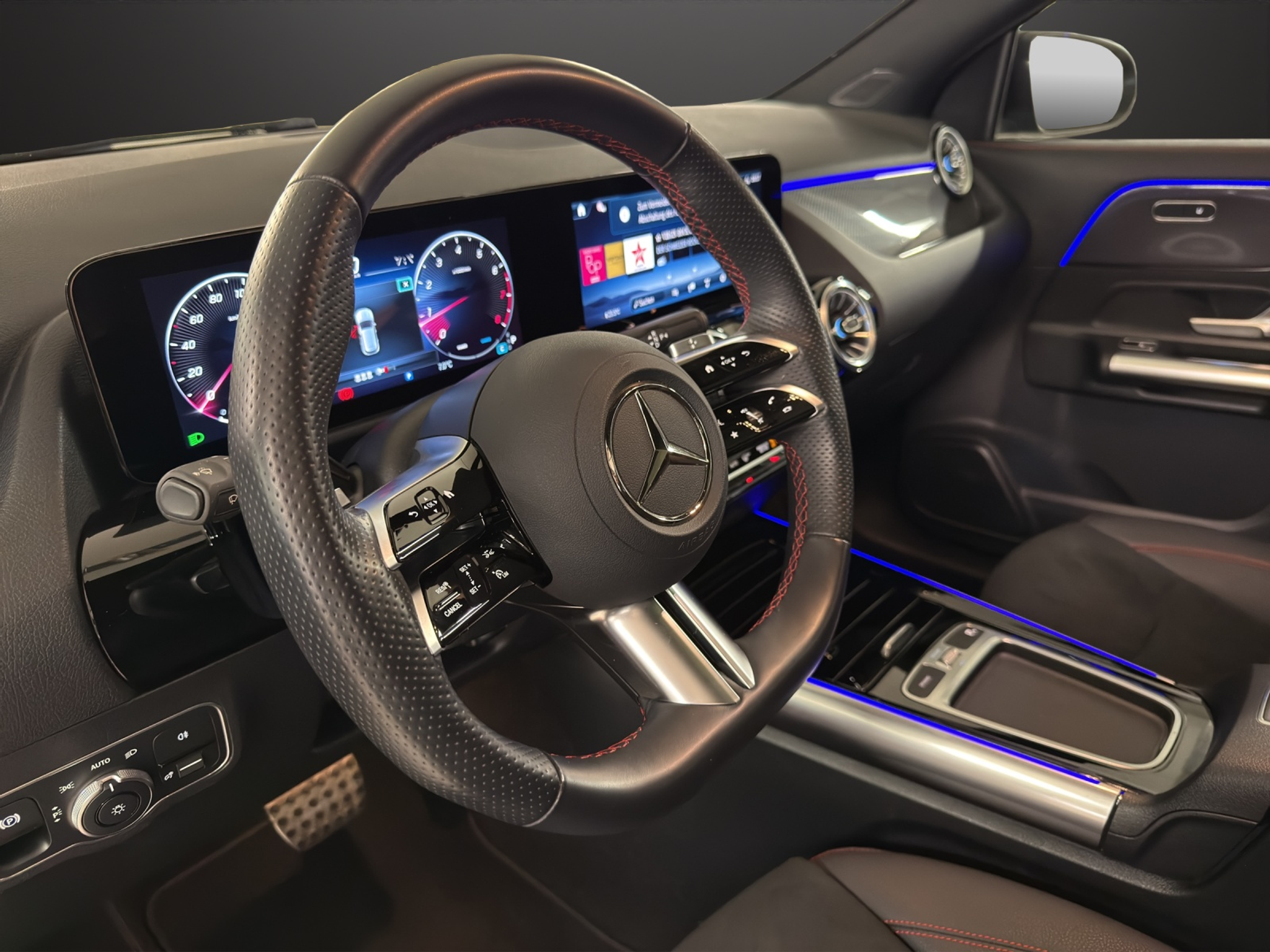 listing desktop thumbnail image 9