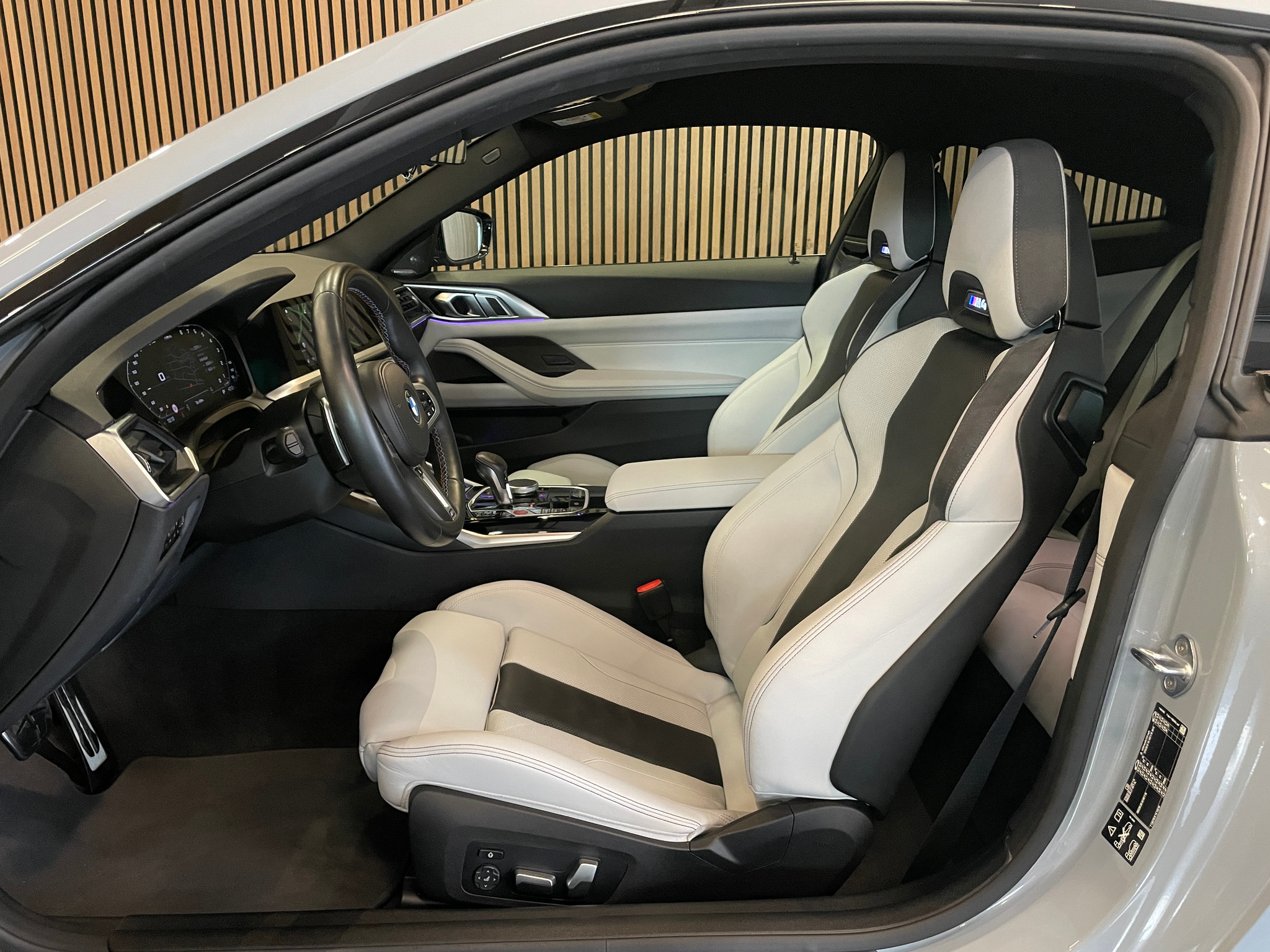 listing desktop thumbnail image 14