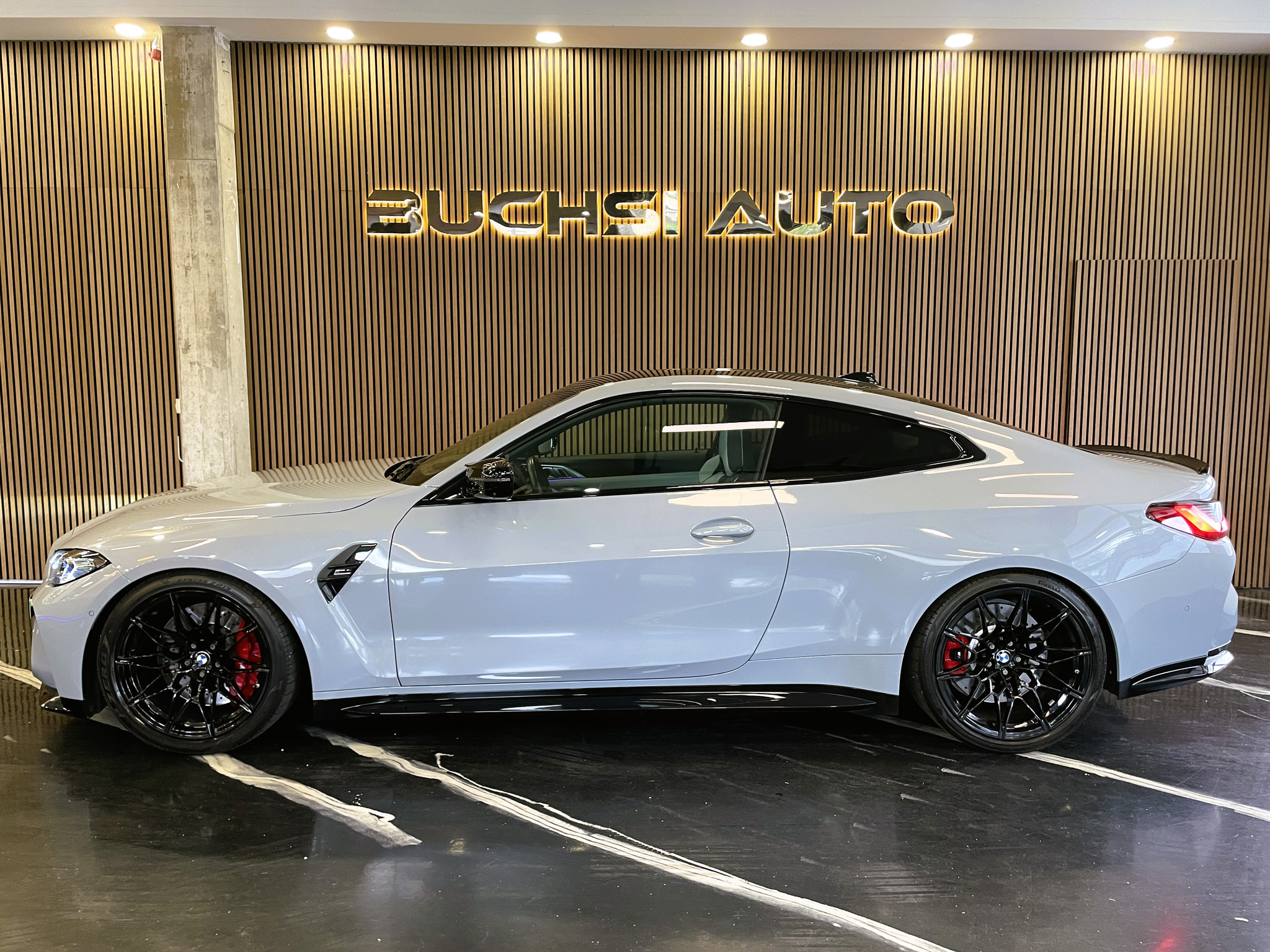 listing desktop thumbnail image 11