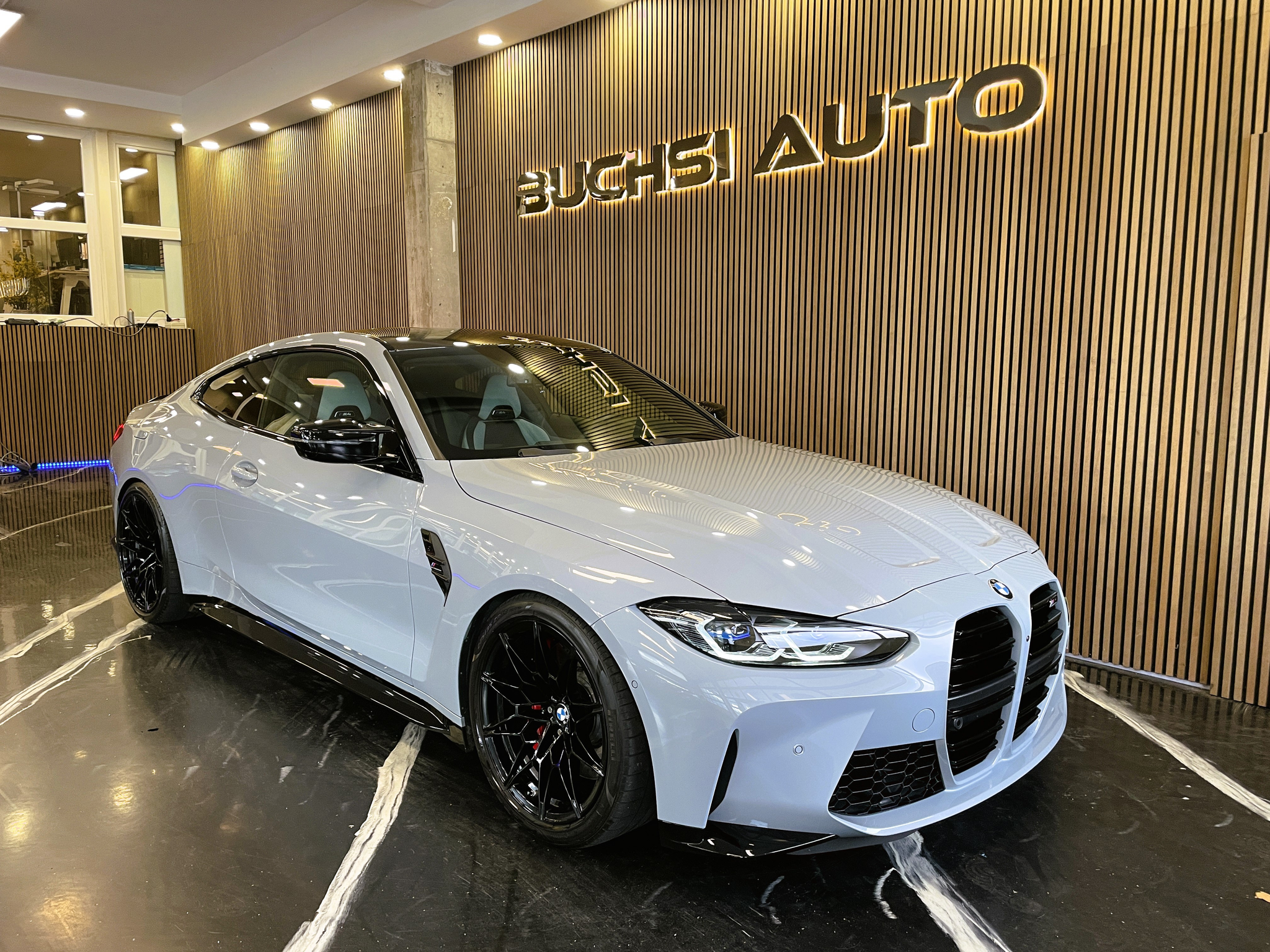 listing desktop thumbnail image 0