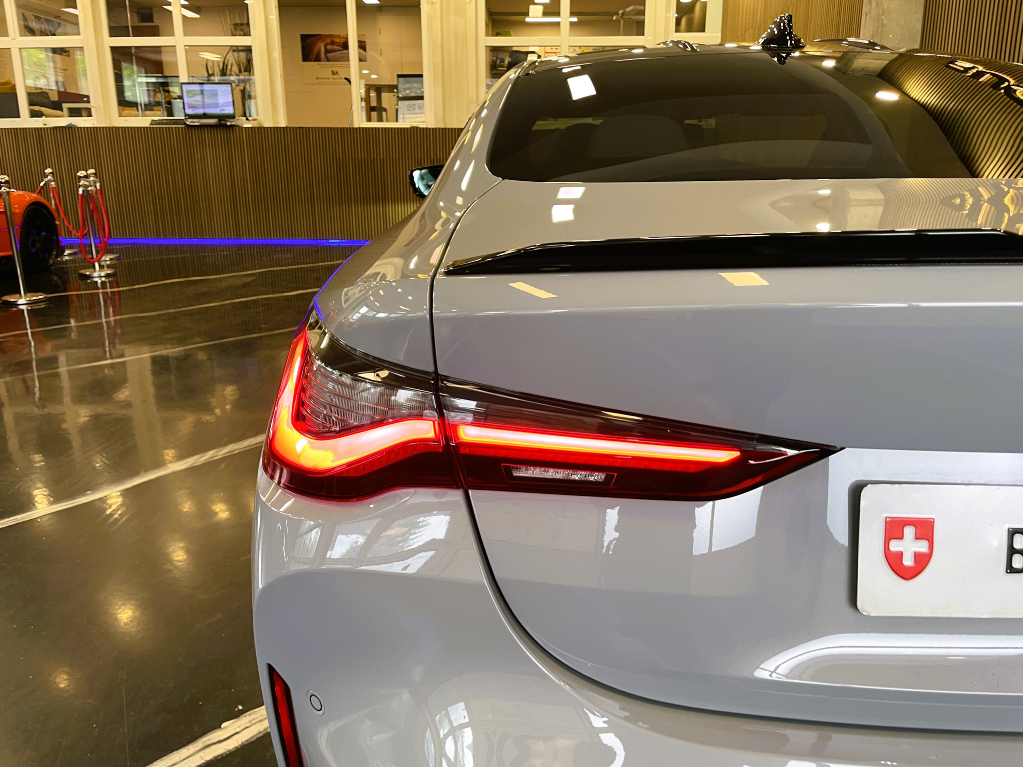 listing desktop thumbnail image 9