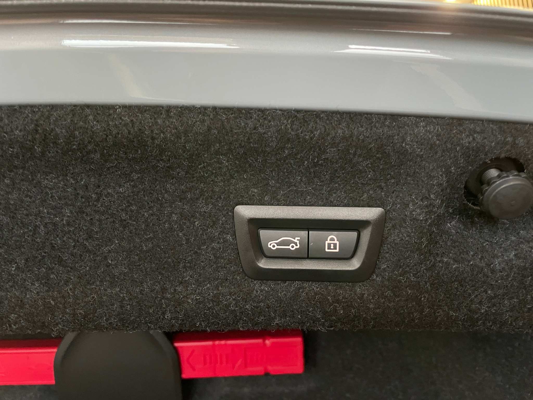 listing desktop thumbnail image 30