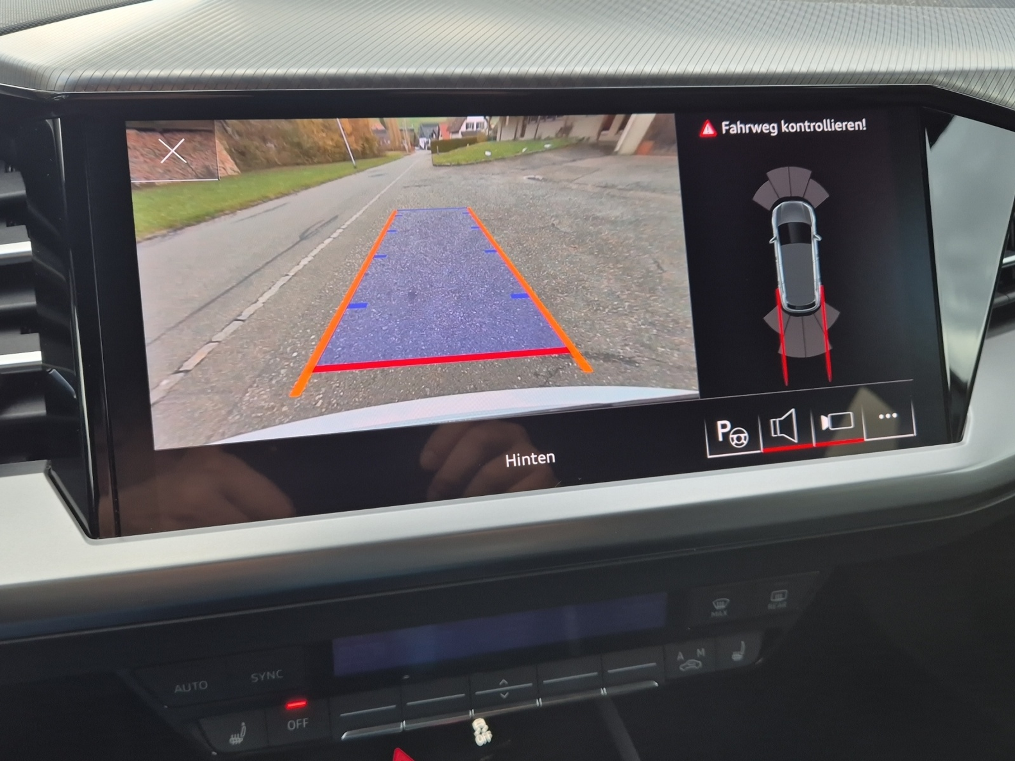 listing desktop thumbnail image 12