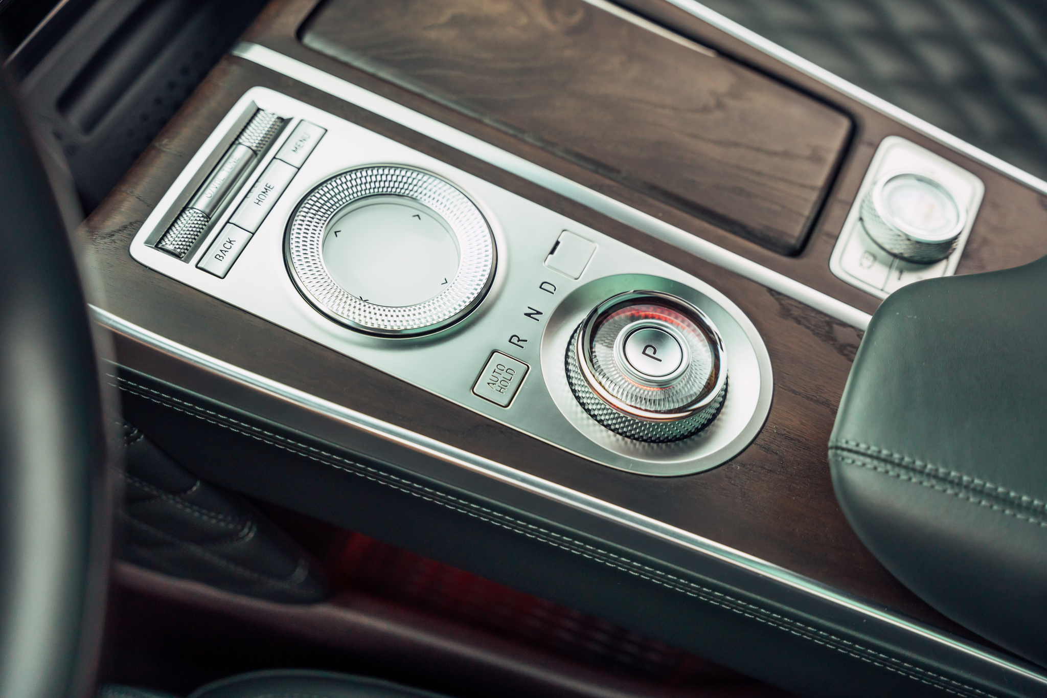 listing desktop thumbnail image 12