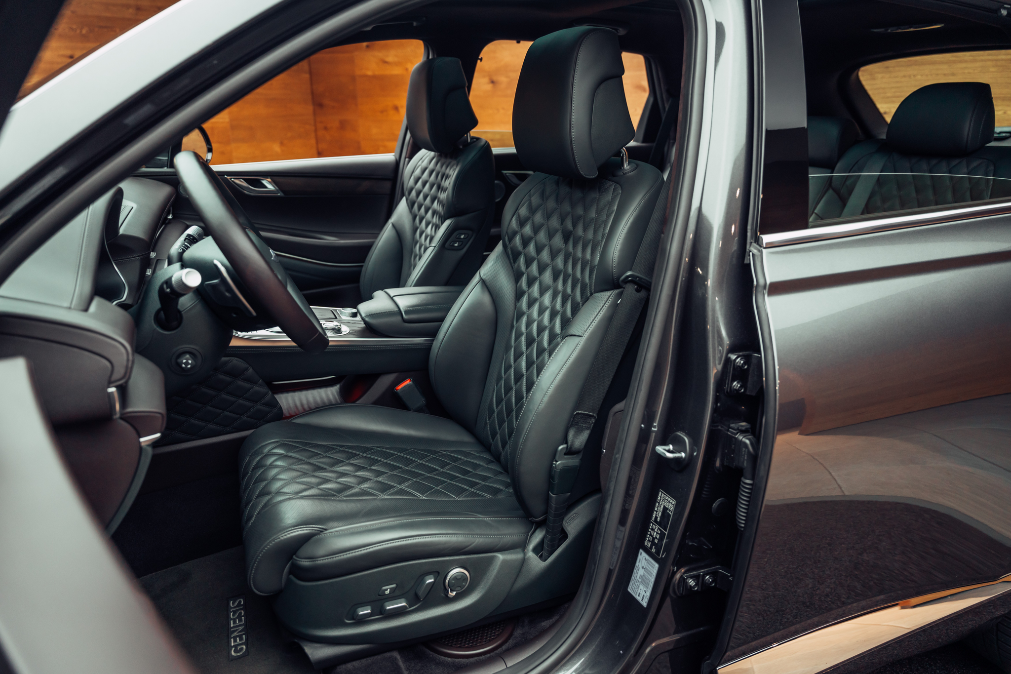 listing desktop thumbnail image 6