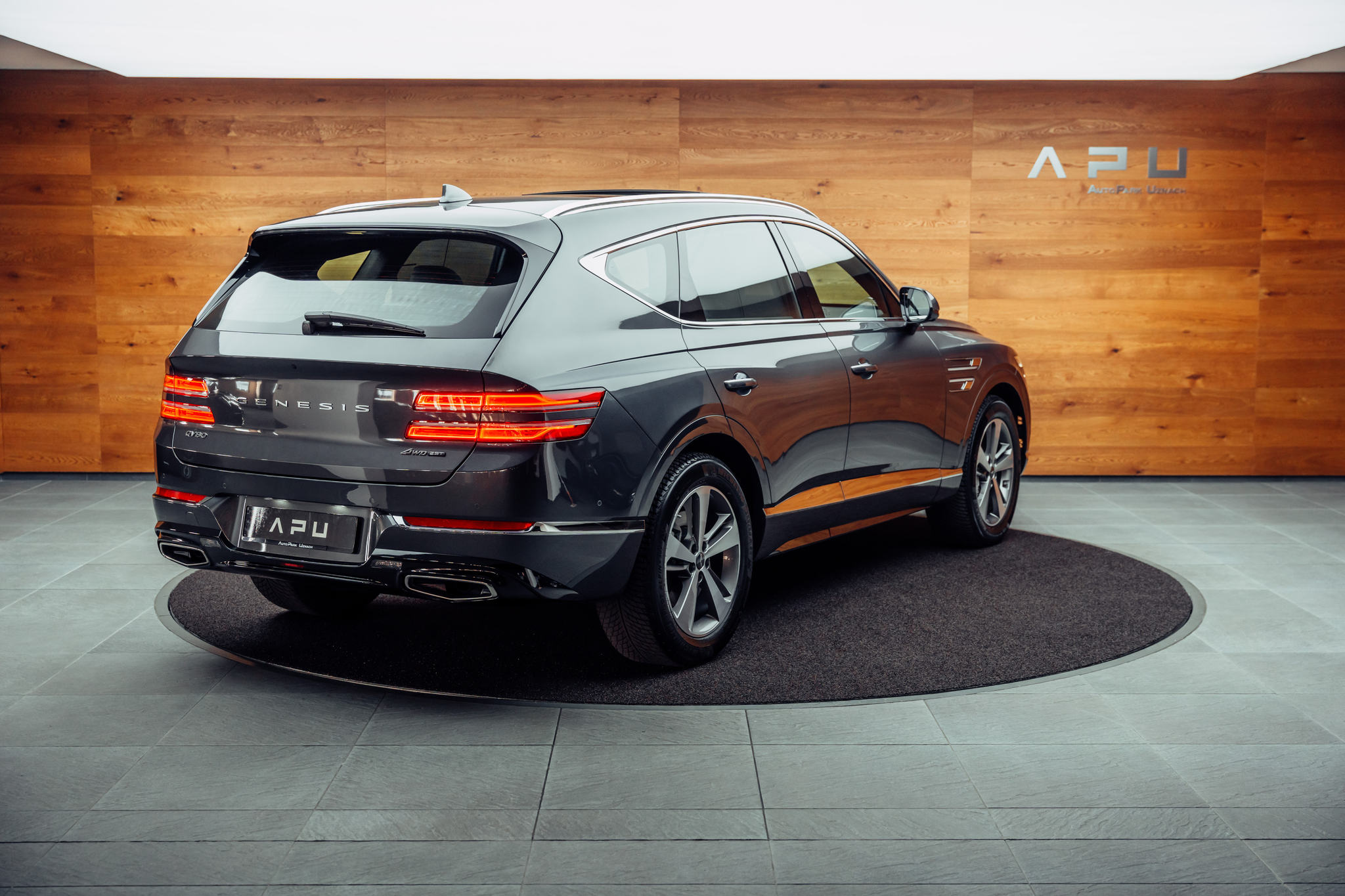 listing desktop thumbnail image 1