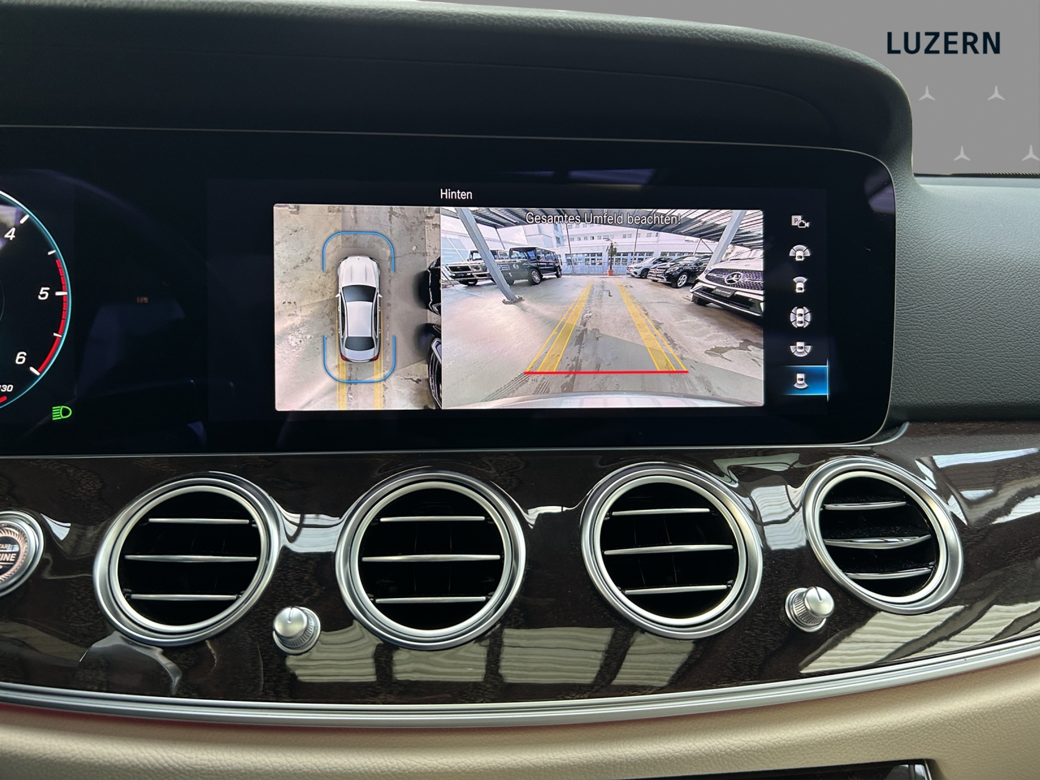 listing desktop thumbnail image 13