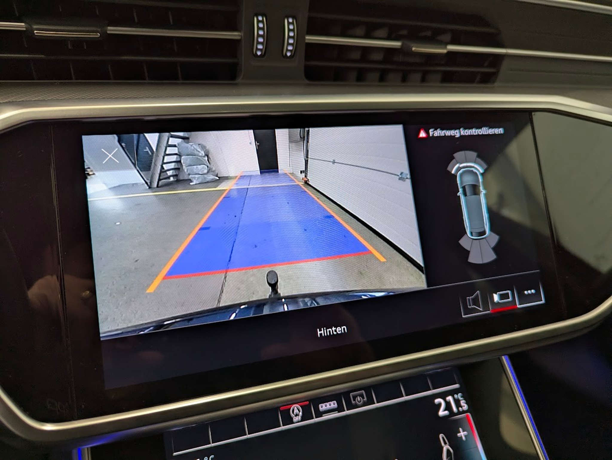 listing desktop thumbnail image 20