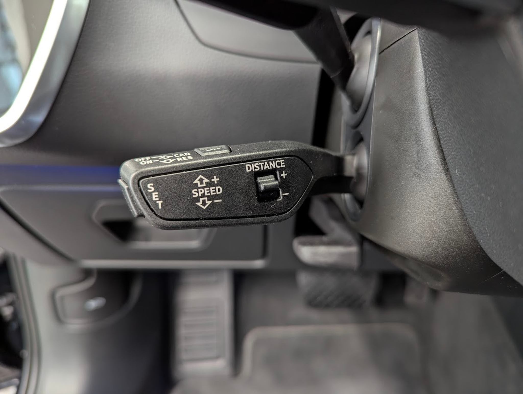 listing desktop thumbnail image 8