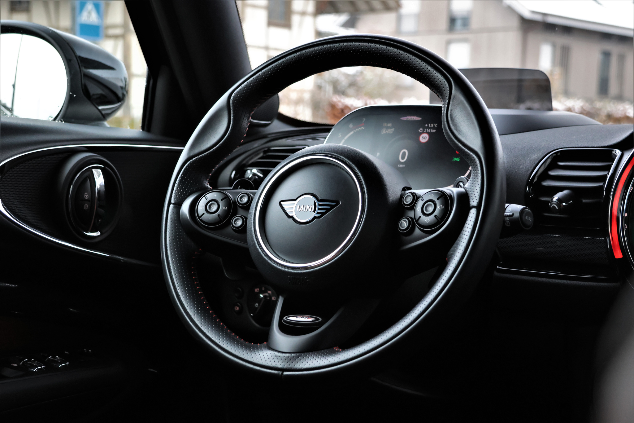 listing desktop thumbnail image 13