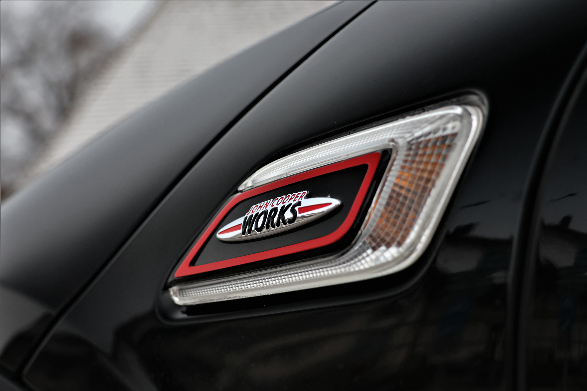 listing desktop thumbnail image 7