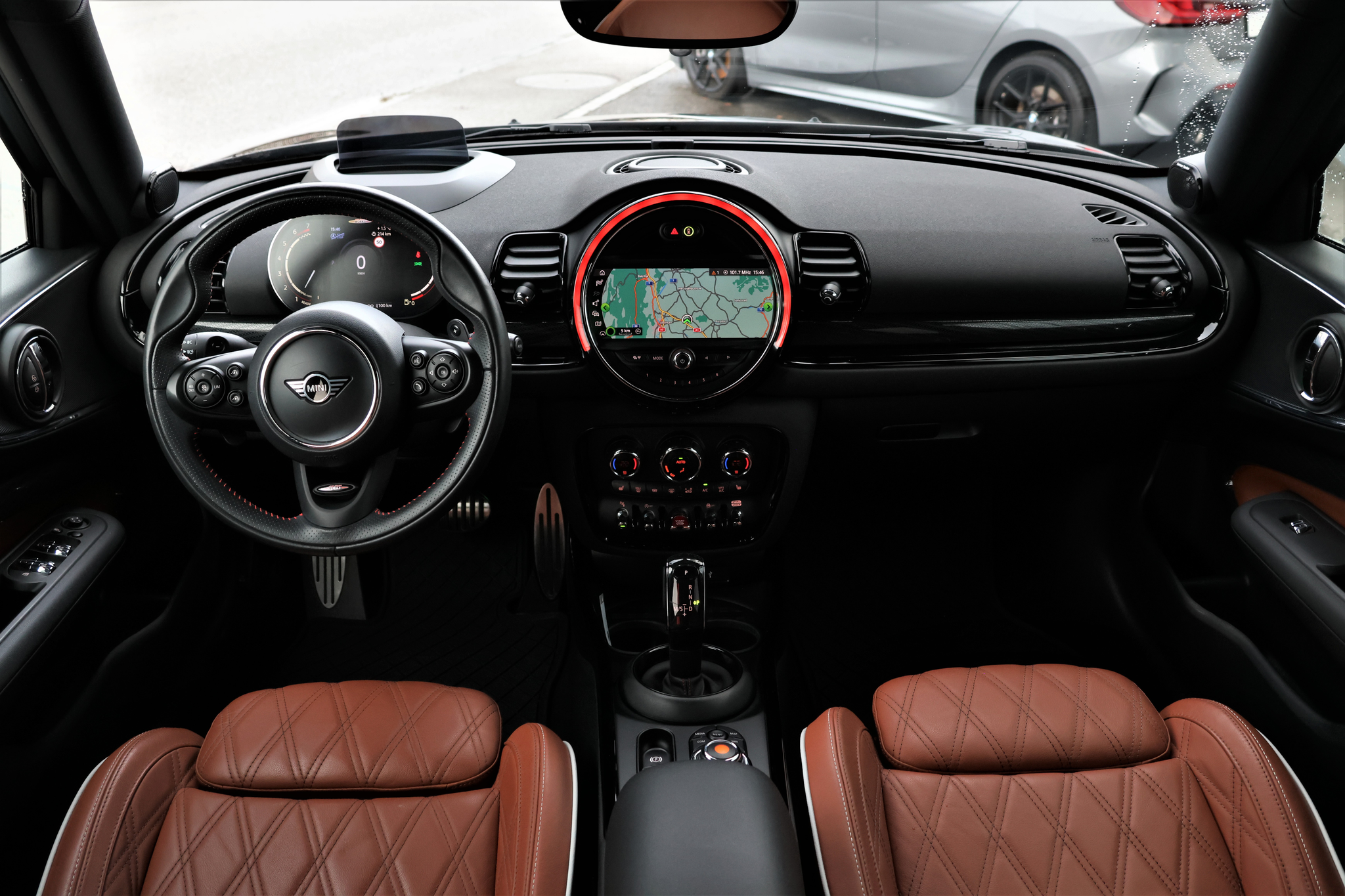 listing desktop thumbnail image 14