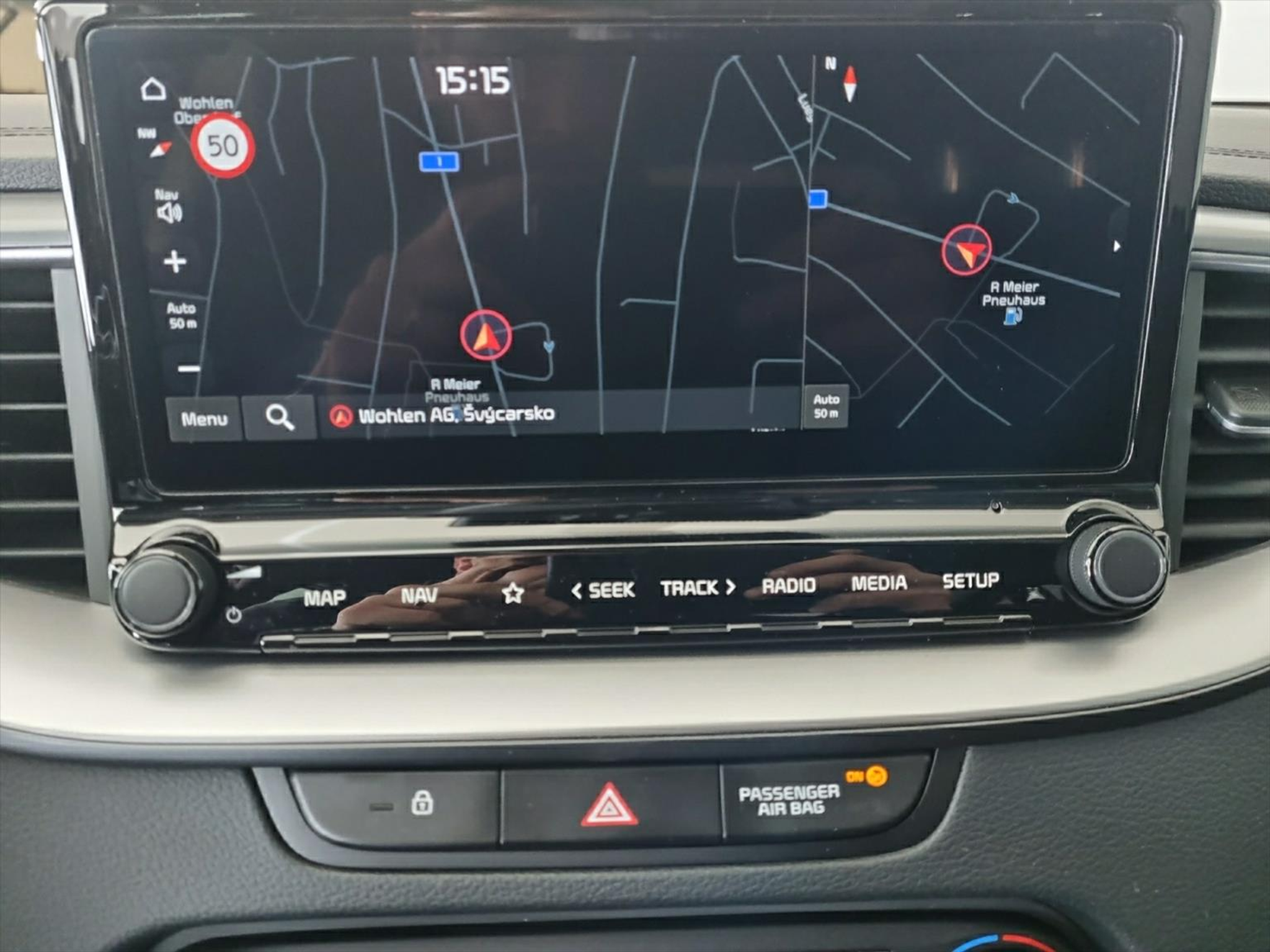 listing desktop thumbnail image 6