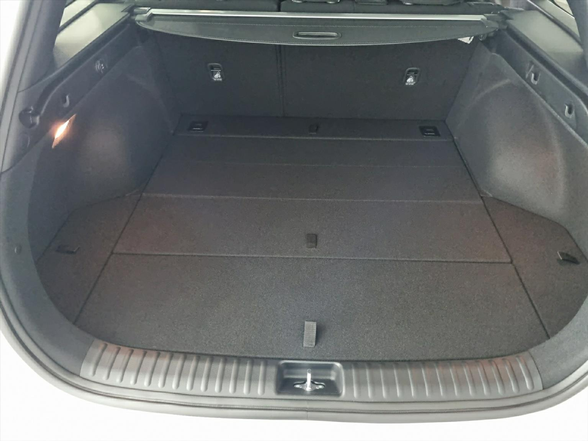 listing desktop thumbnail image 10