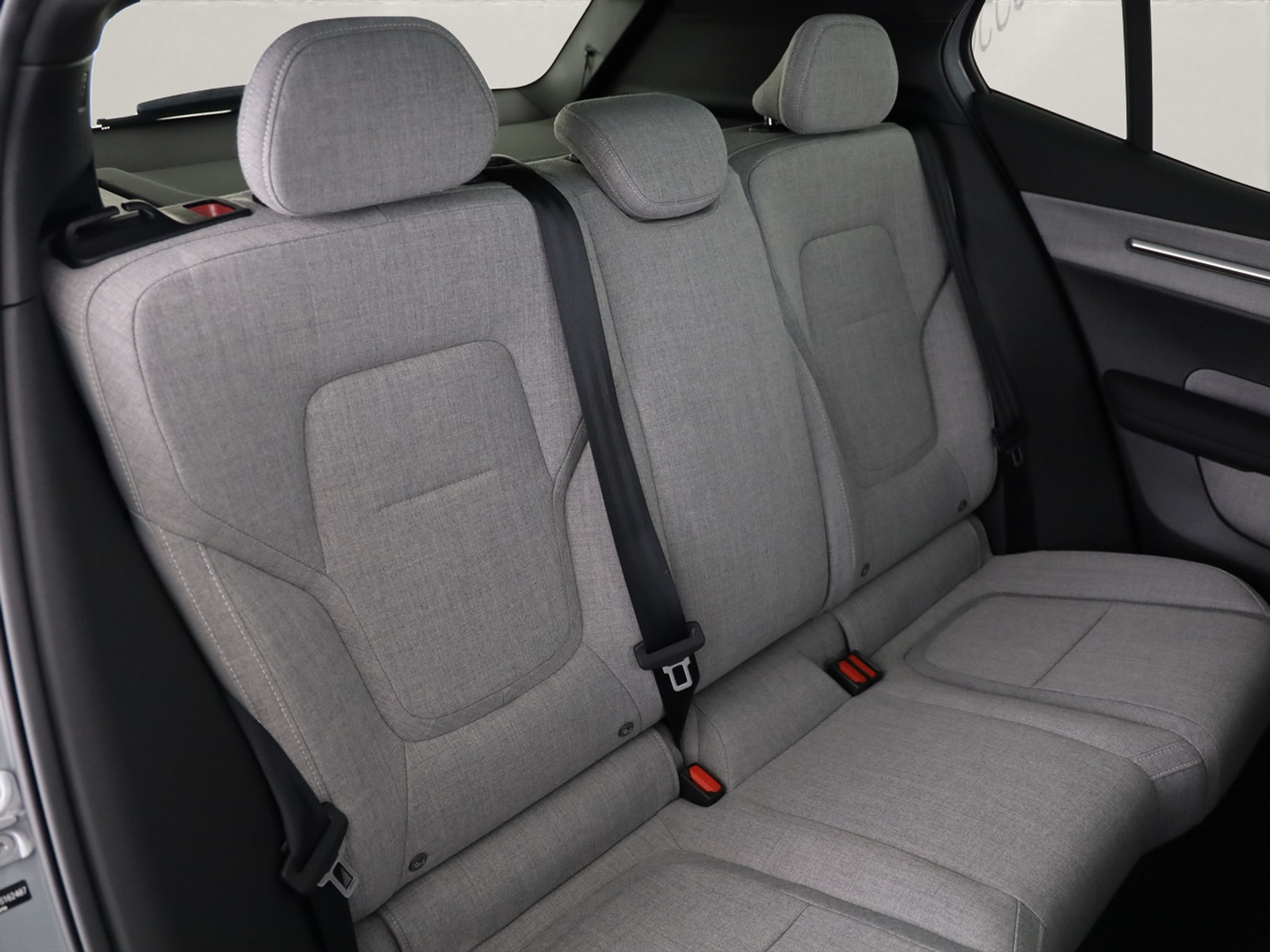 listing desktop thumbnail image 7