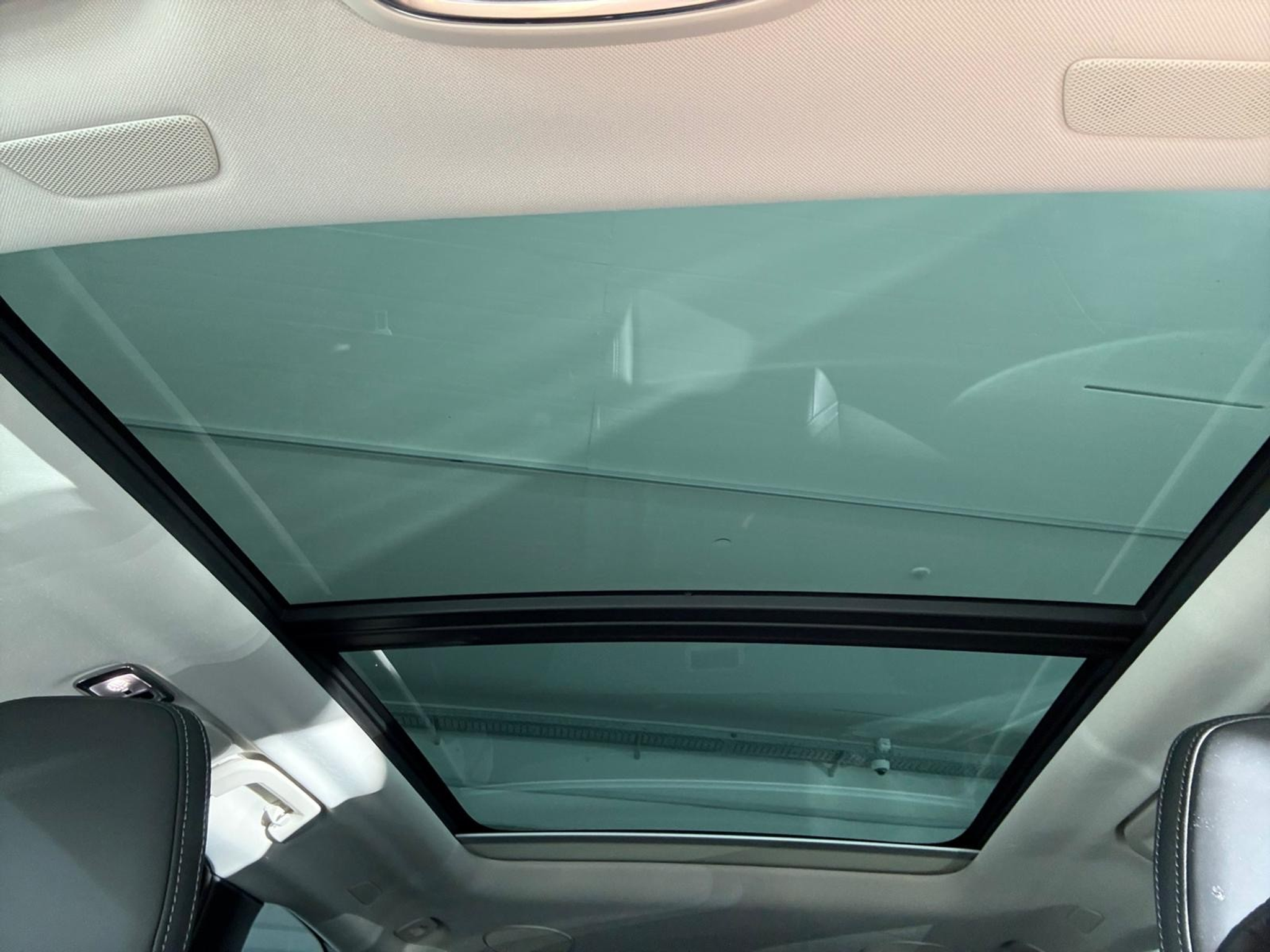 listing desktop thumbnail image 10