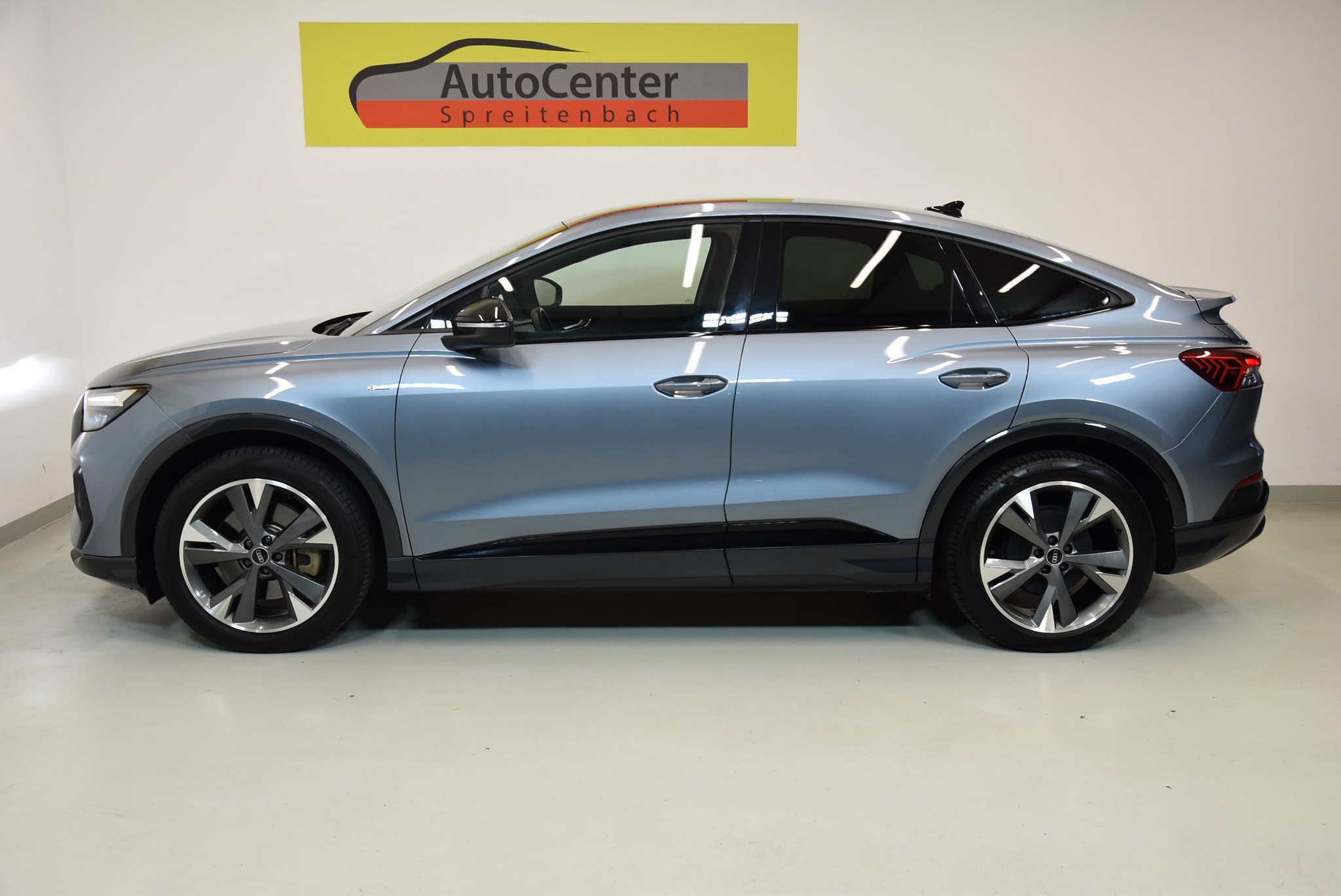 listing desktop thumbnail image 11