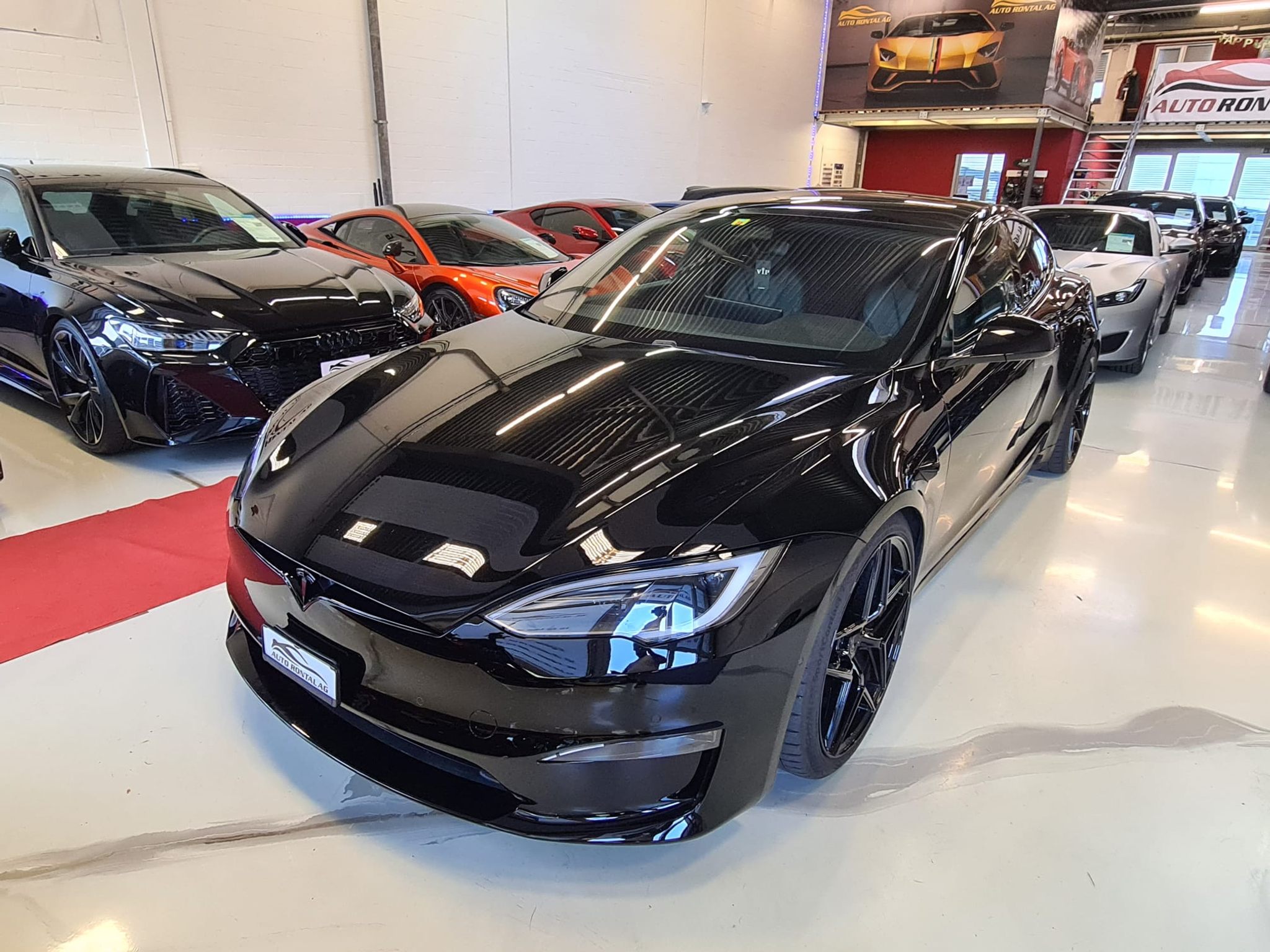 listing desktop thumbnail image 2