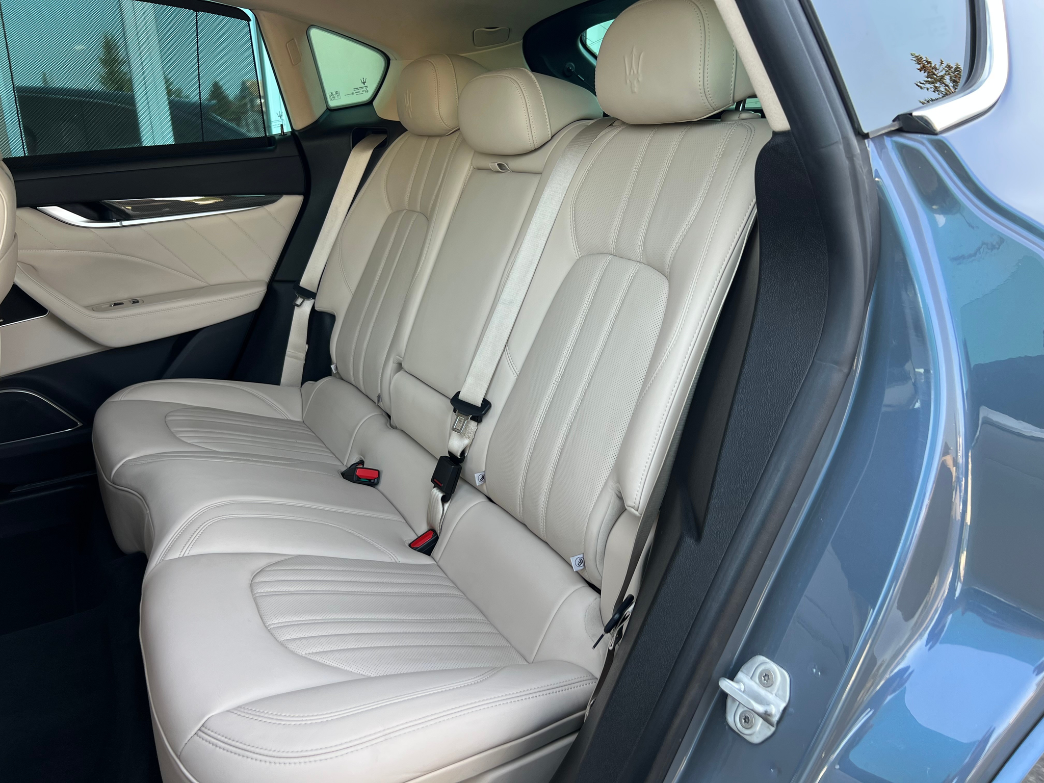 listing desktop thumbnail image 27