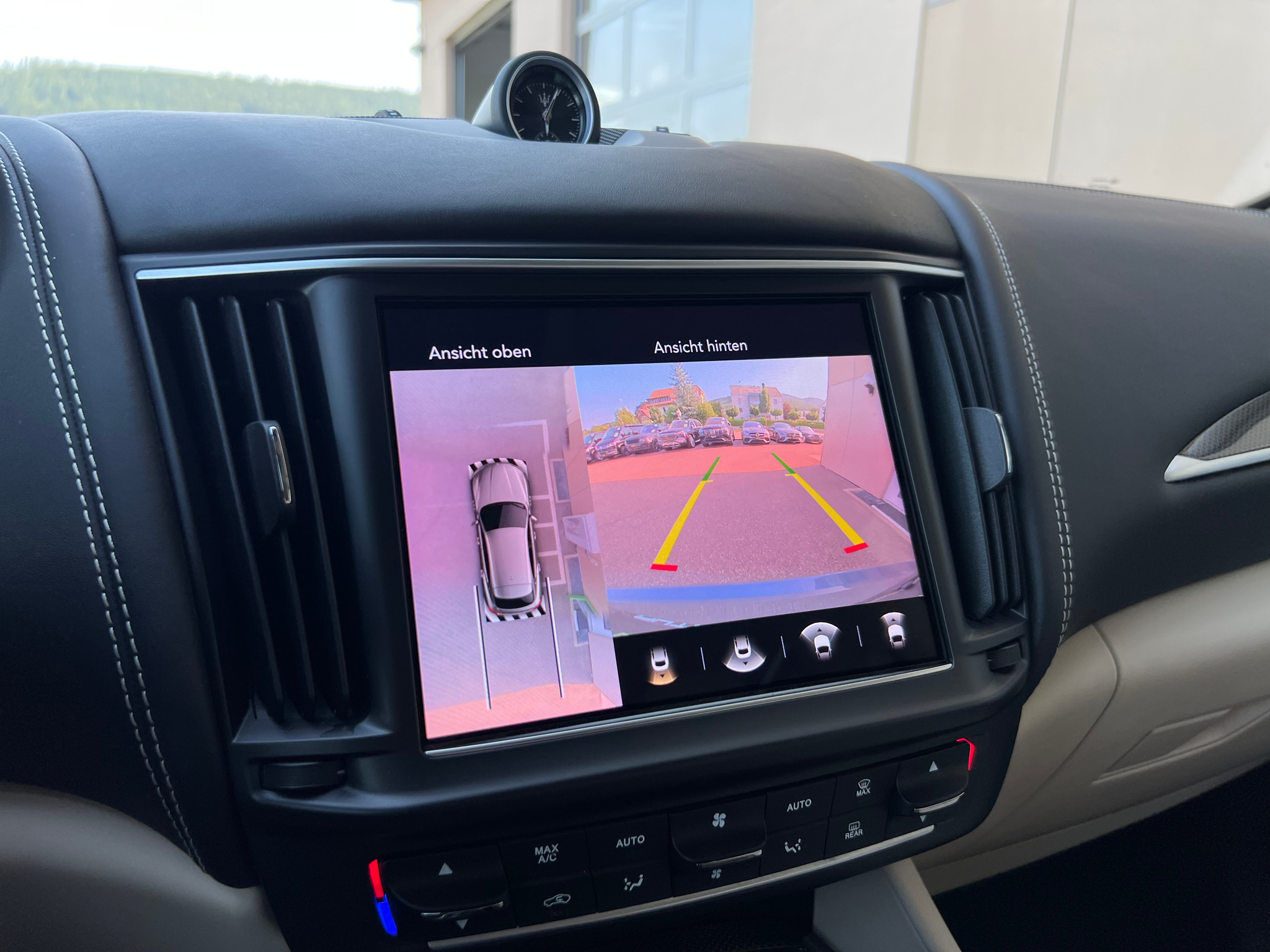 listing desktop thumbnail image 17