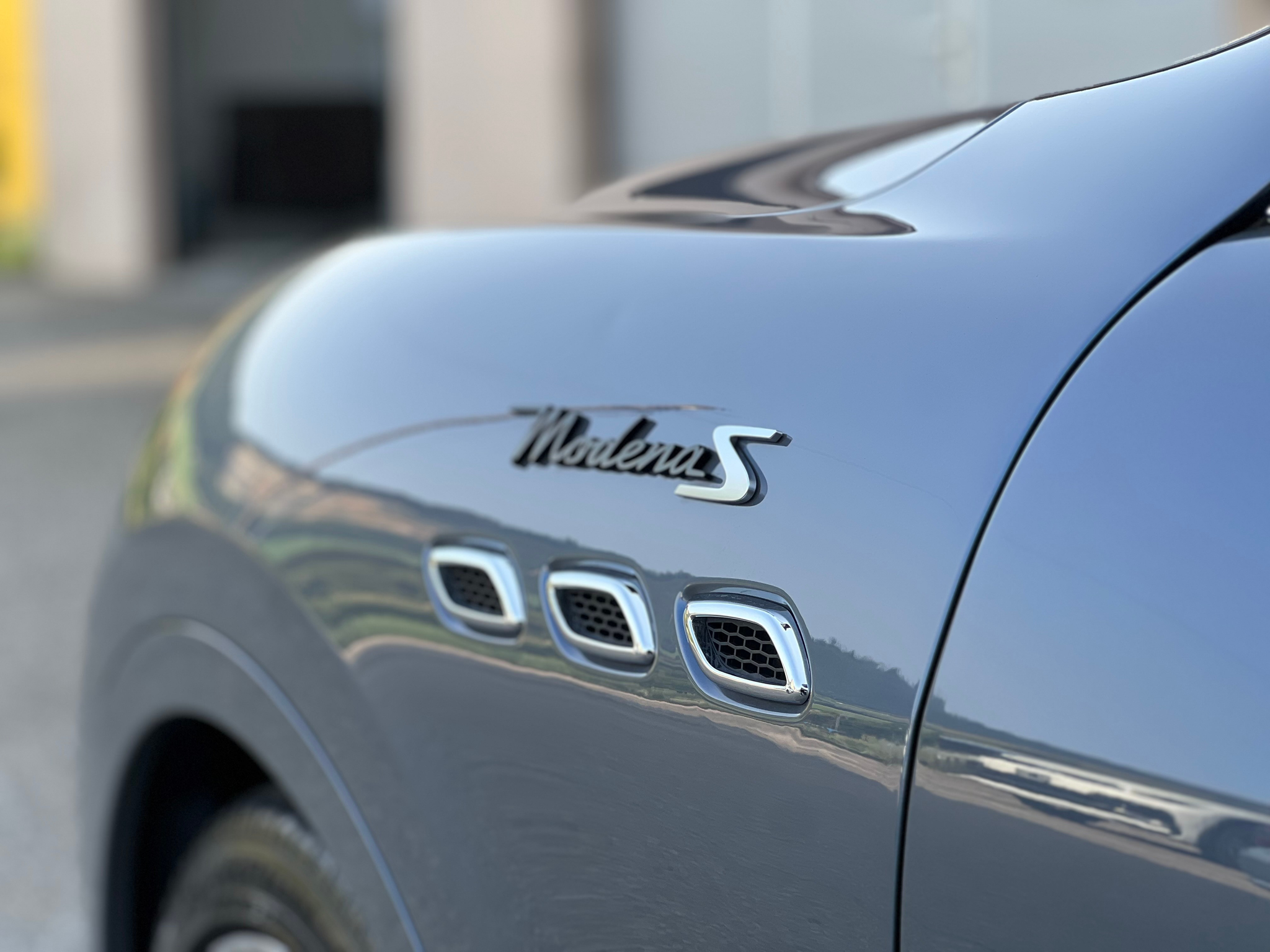 listing desktop thumbnail image 10