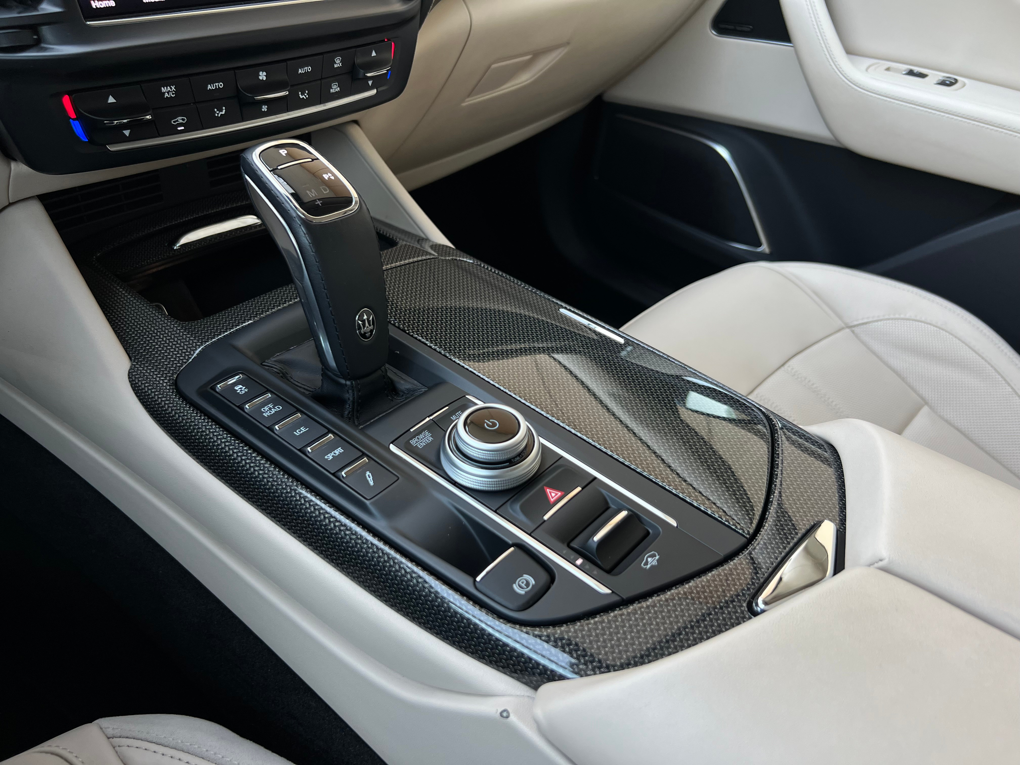 listing desktop thumbnail image 16