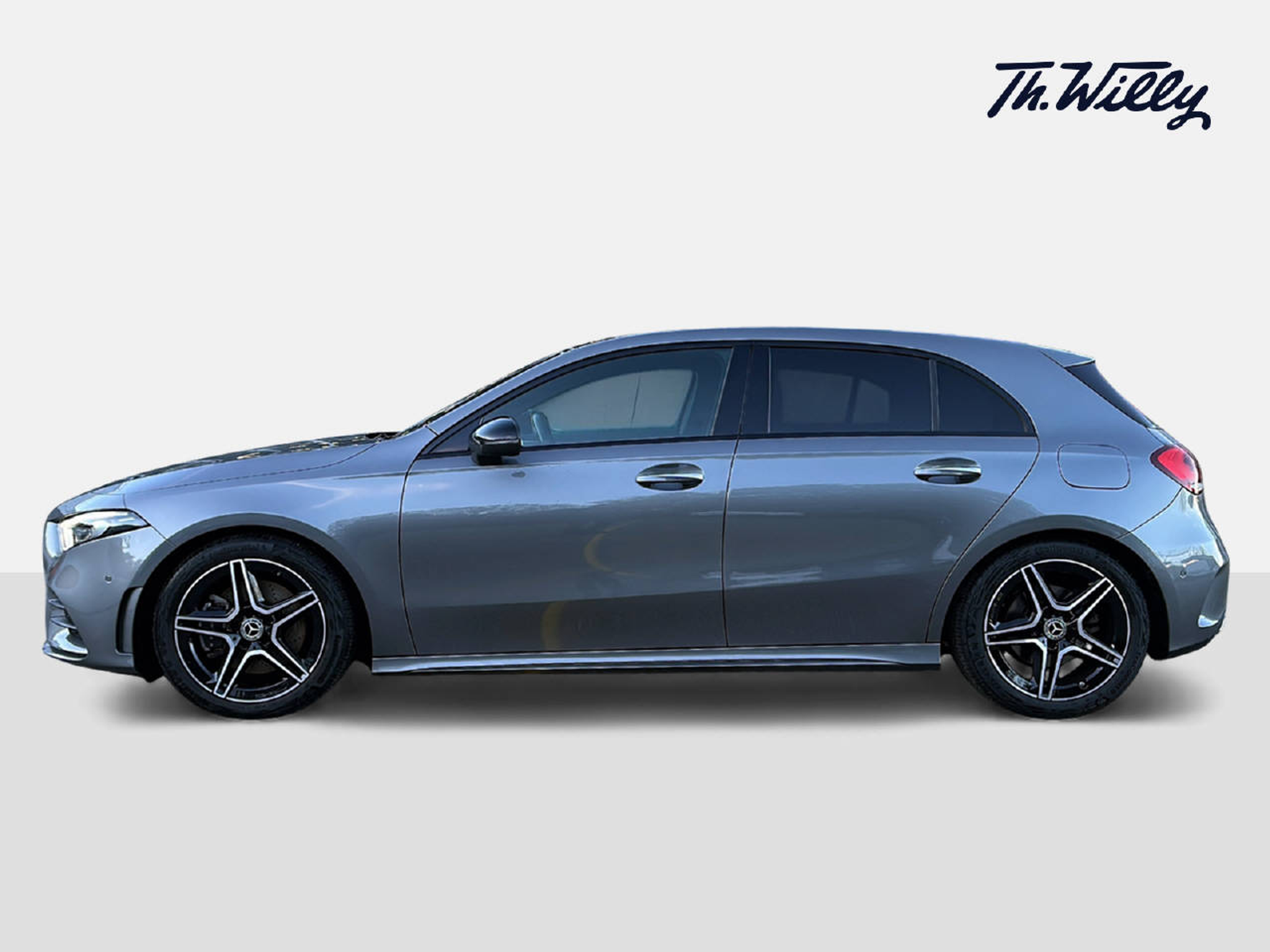 listing desktop thumbnail image 1