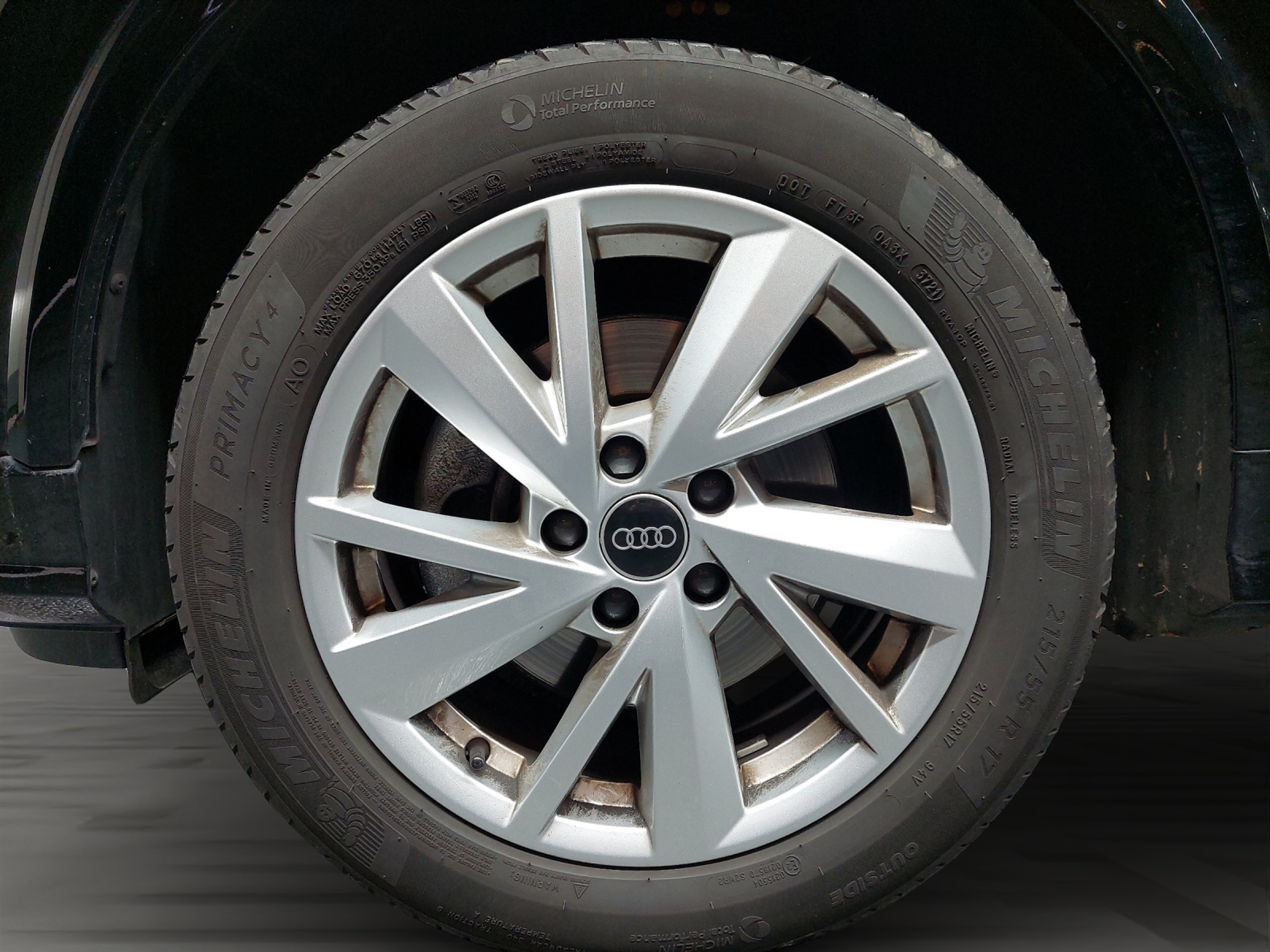 listing desktop thumbnail image 11