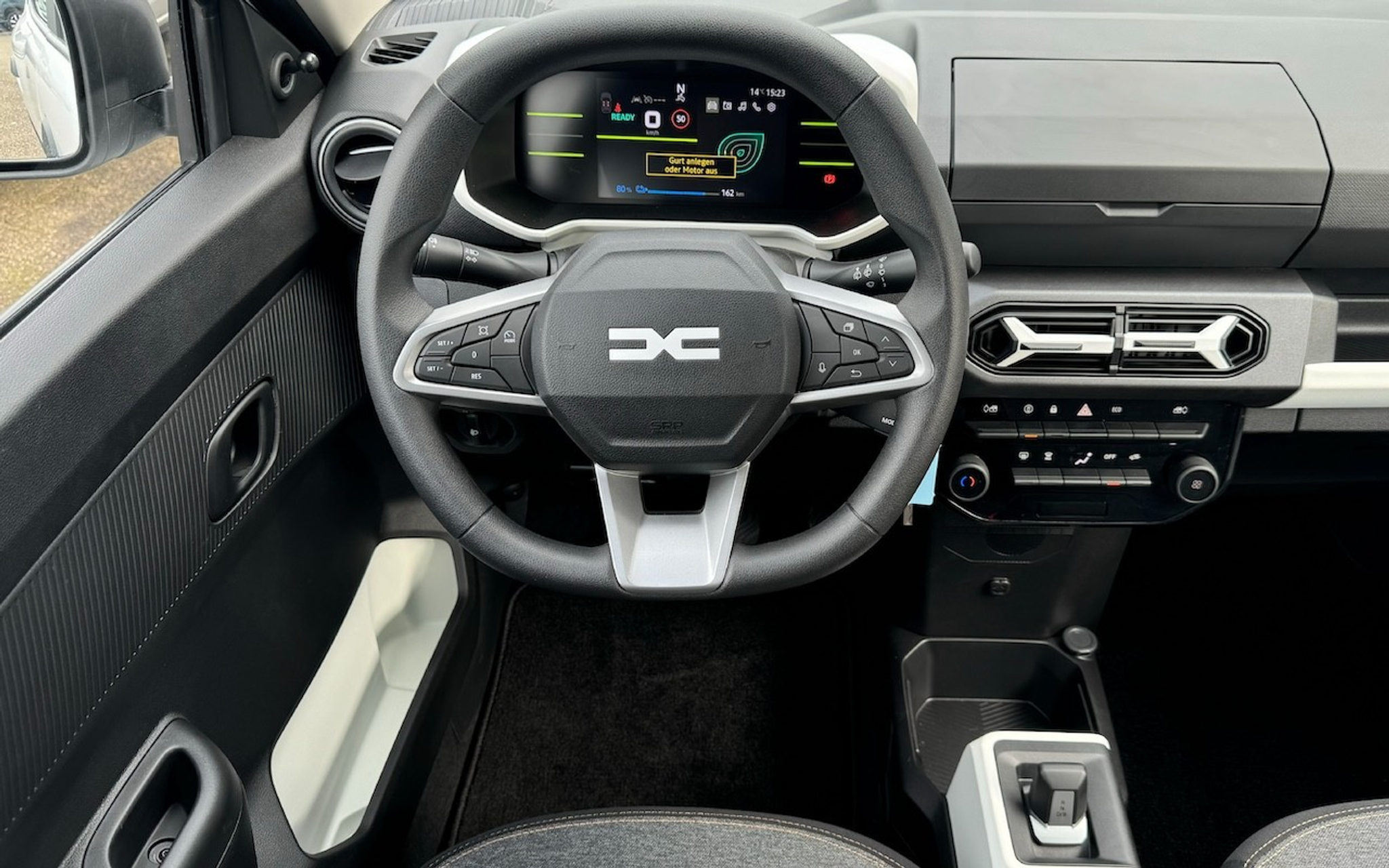 listing desktop thumbnail image 15